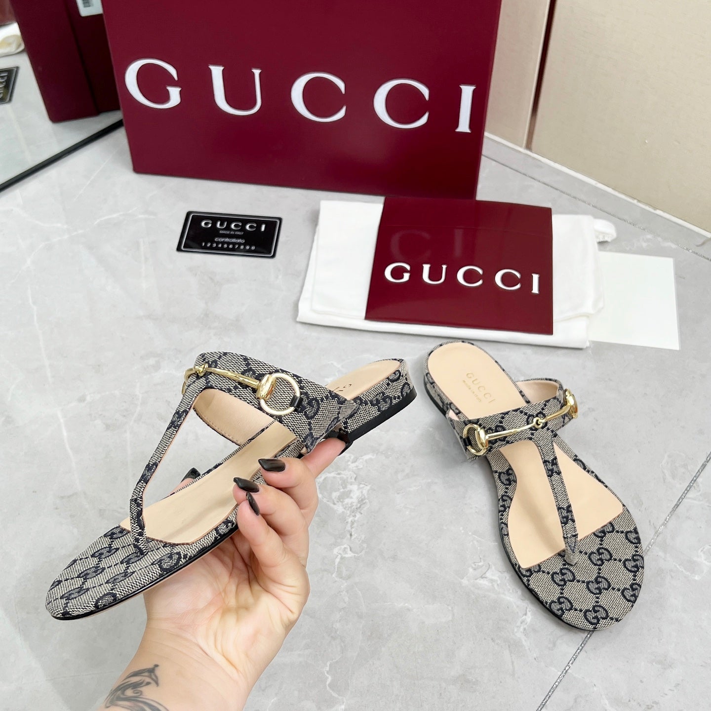 GC 25 Horsebit Thong Sandals Gray Canvas Leather 293854