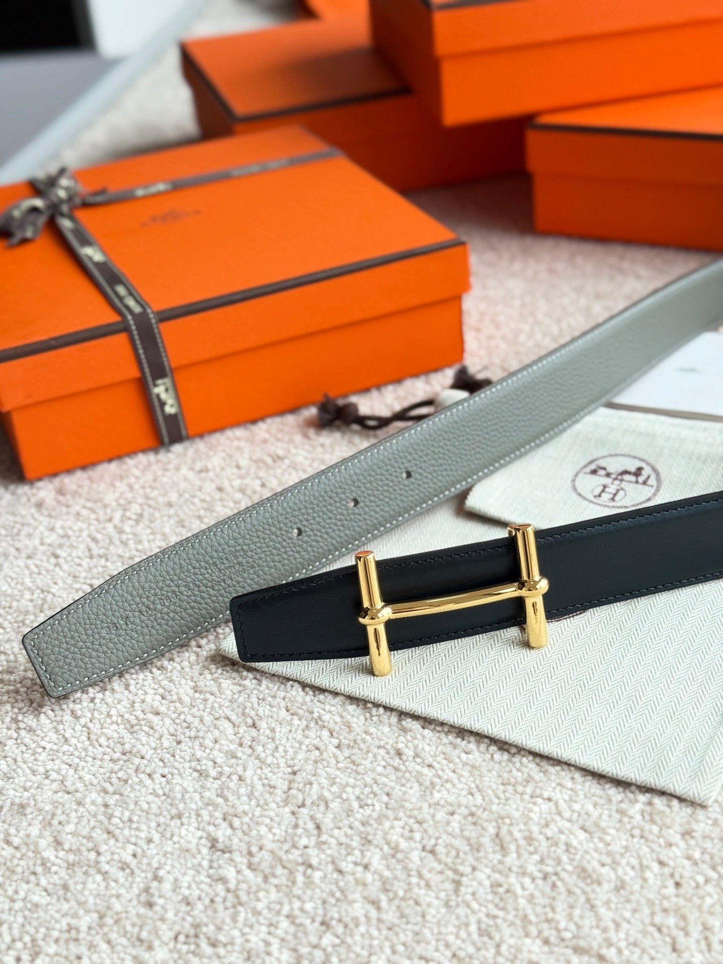 HM Gold H d'Ancre Belt Meyer Gray Leather 187774