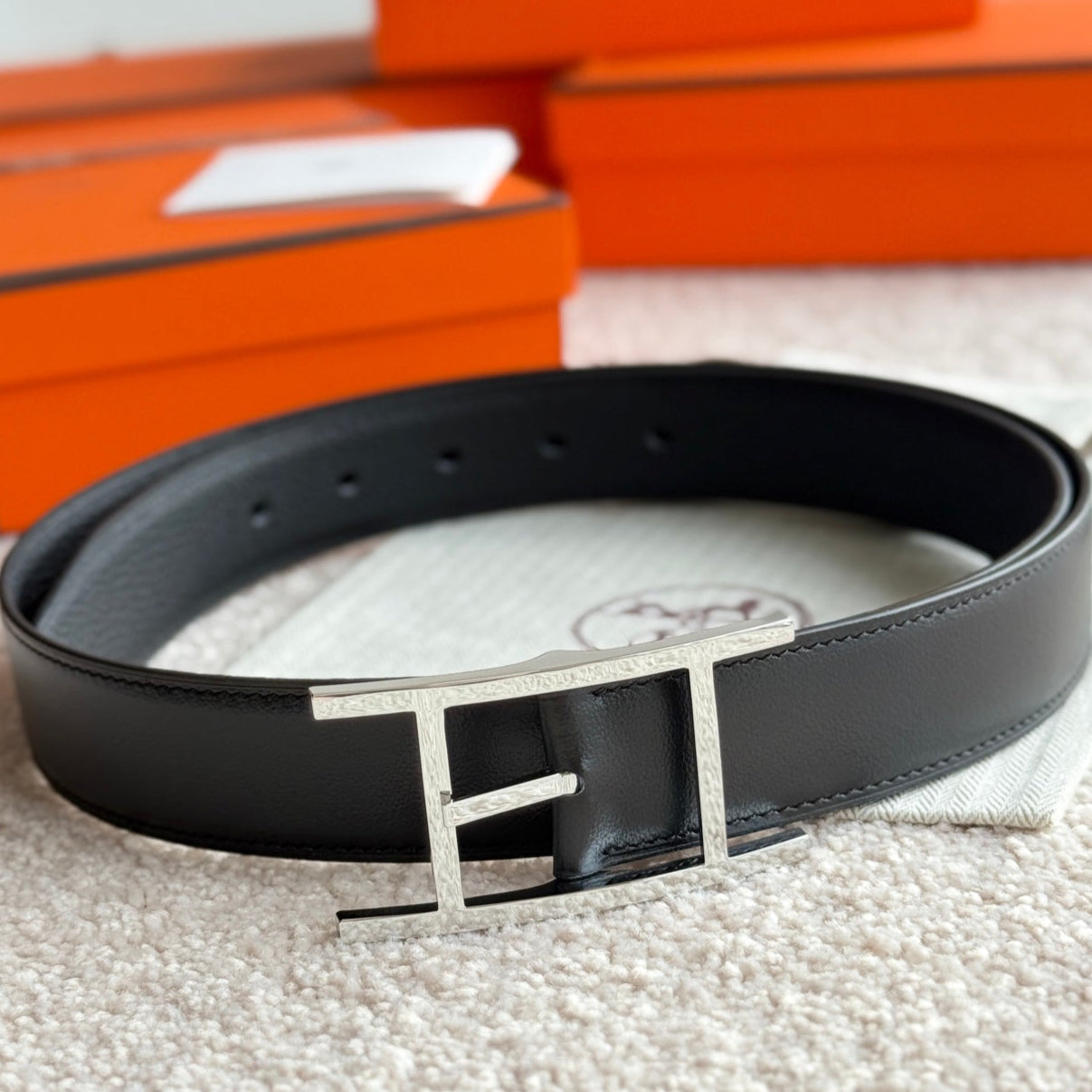 HM Silver Quentin Reversible 32mm Belt Black Leather 188086