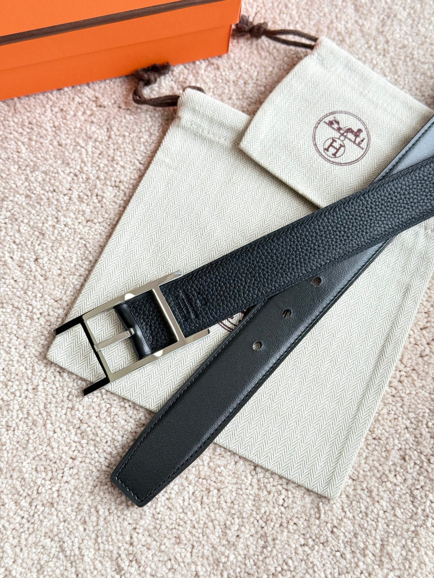 HM Silver Quentin Reversible 32mm Belt Black Leather 188086