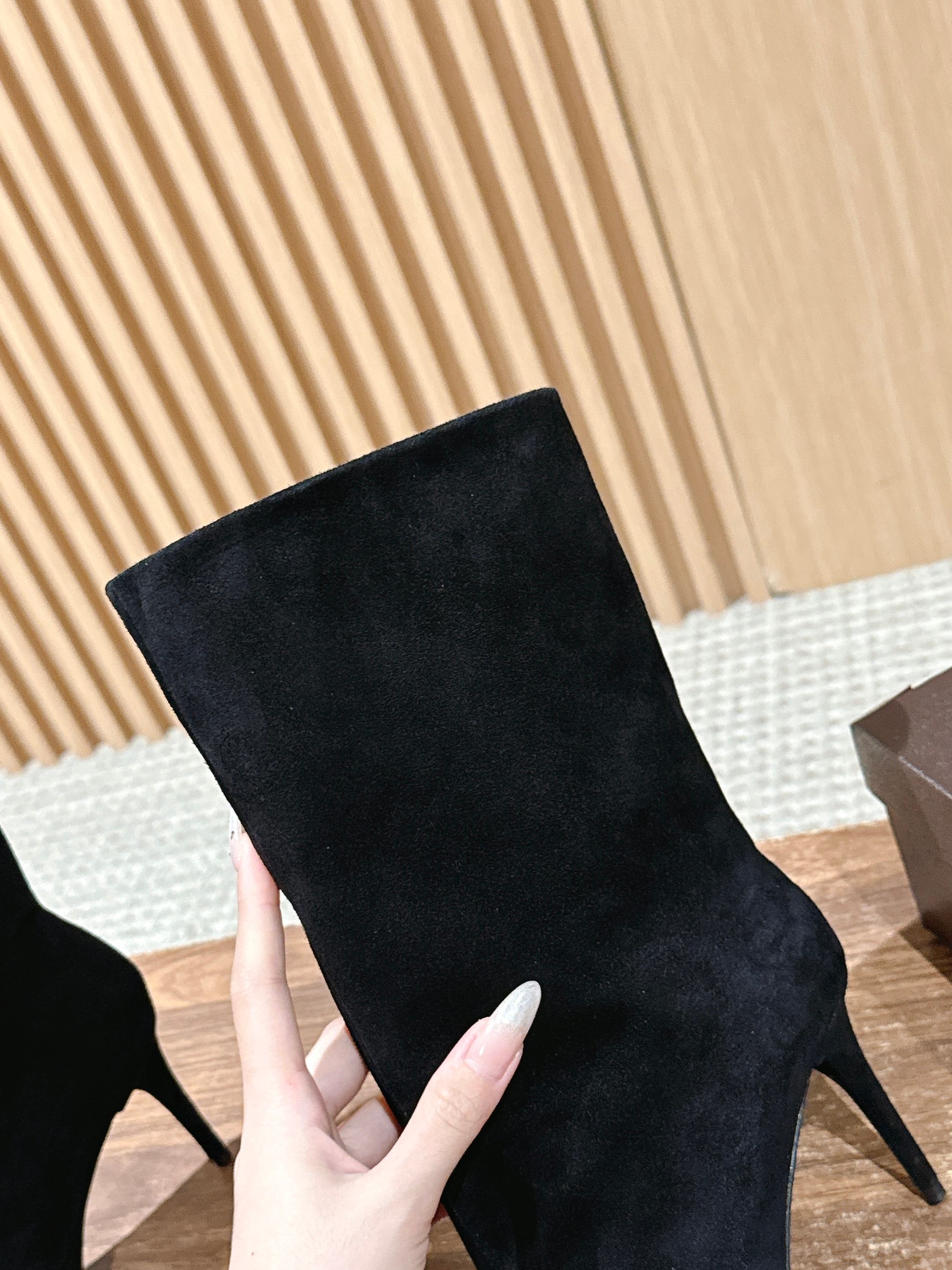 ALAIA high-heeled short boots black suede 386011