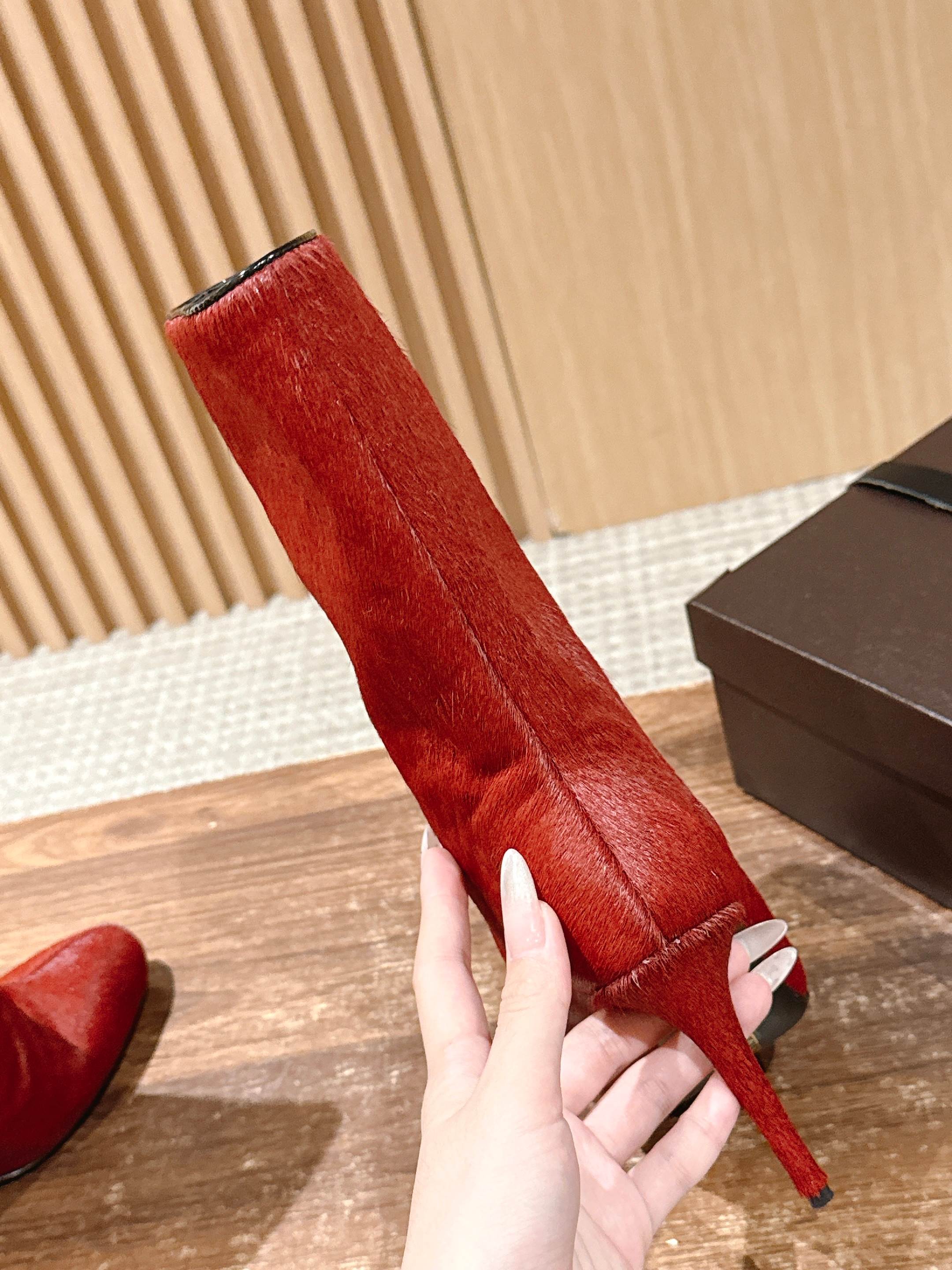 ALAIA high-heeled short boots red velvet 386013