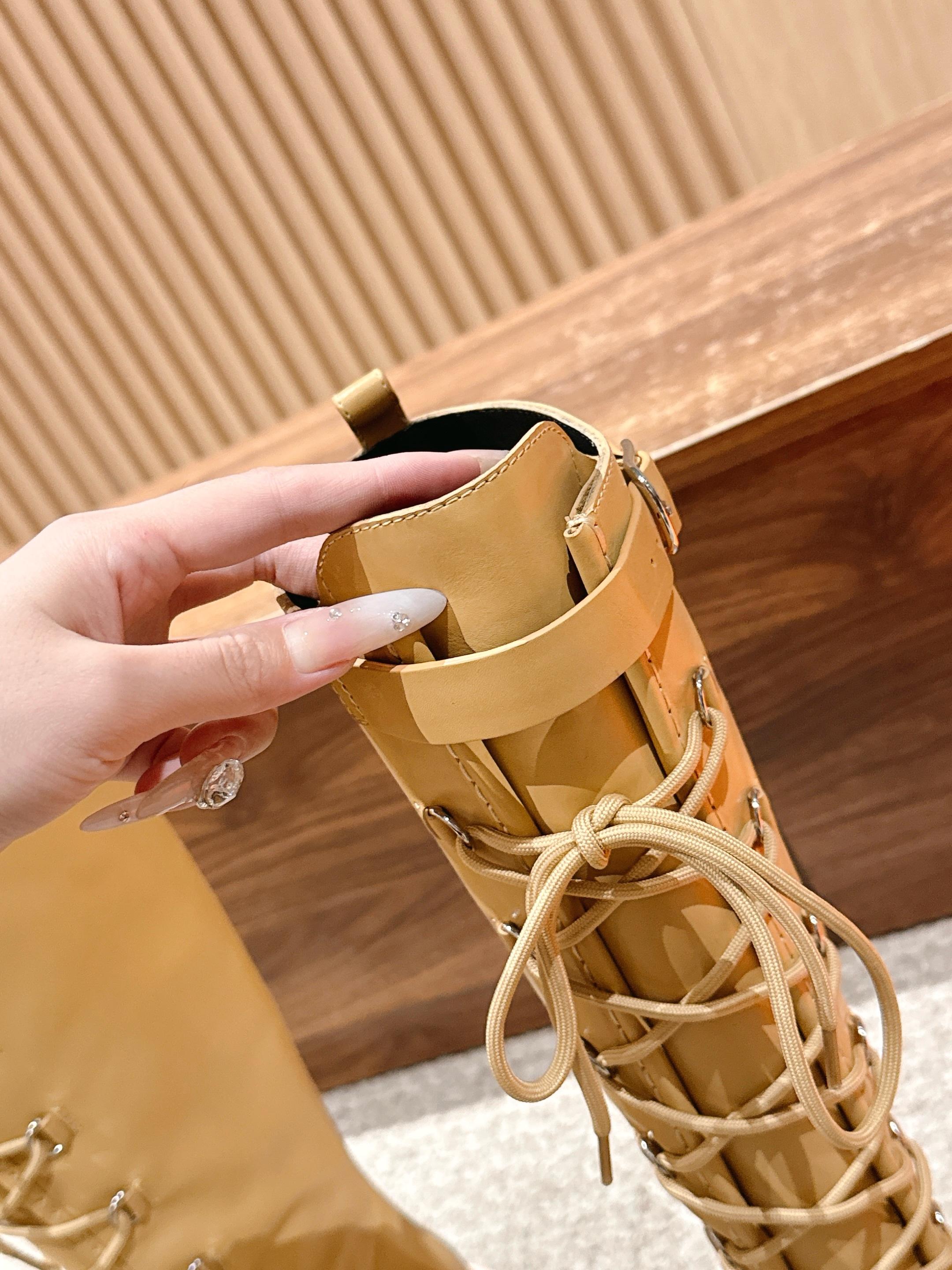 HM 25 High Boots Beige Calfskin 512531