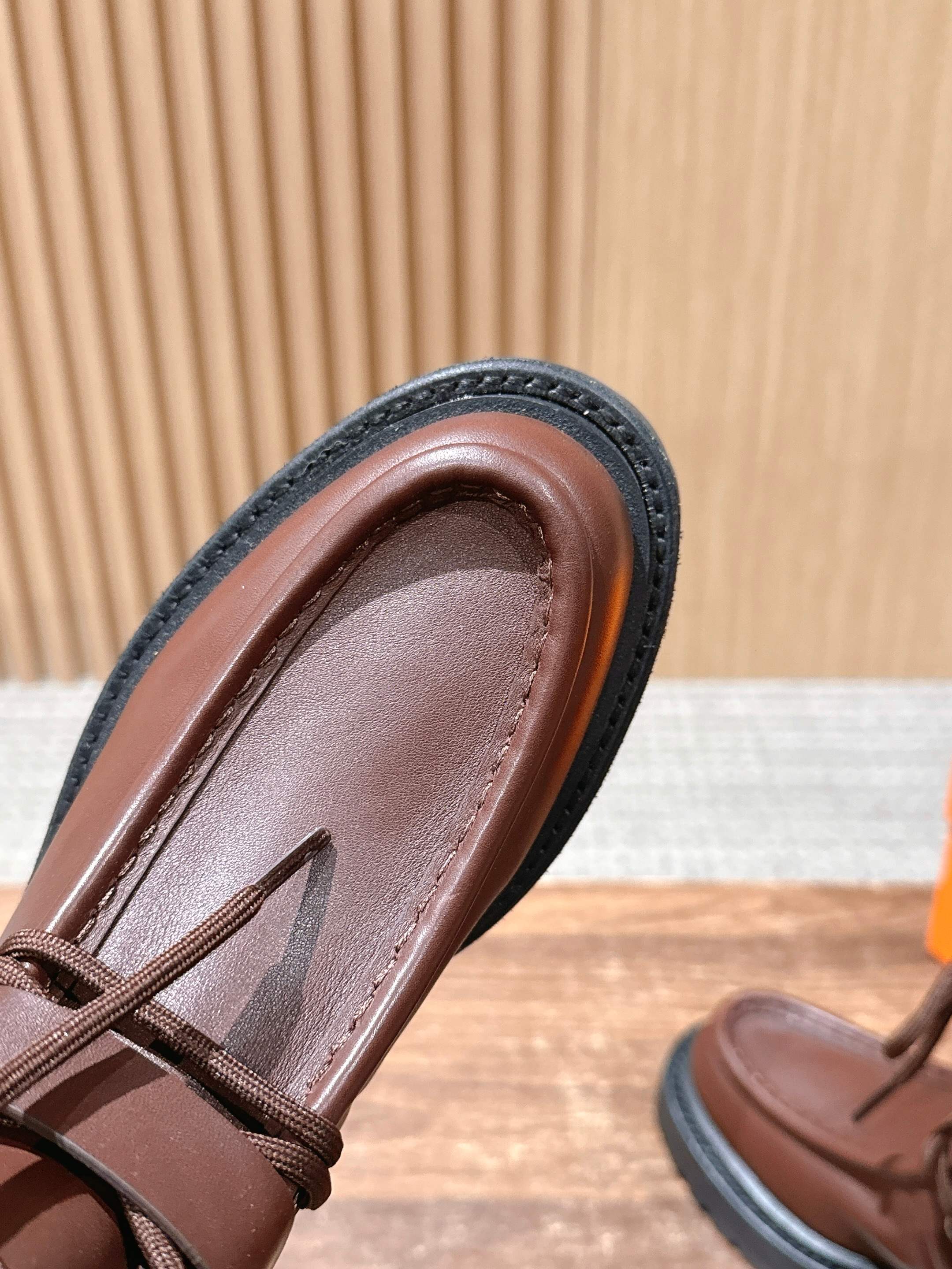 HM 25 Boots Chocolate Brown Black Calfskin 512537