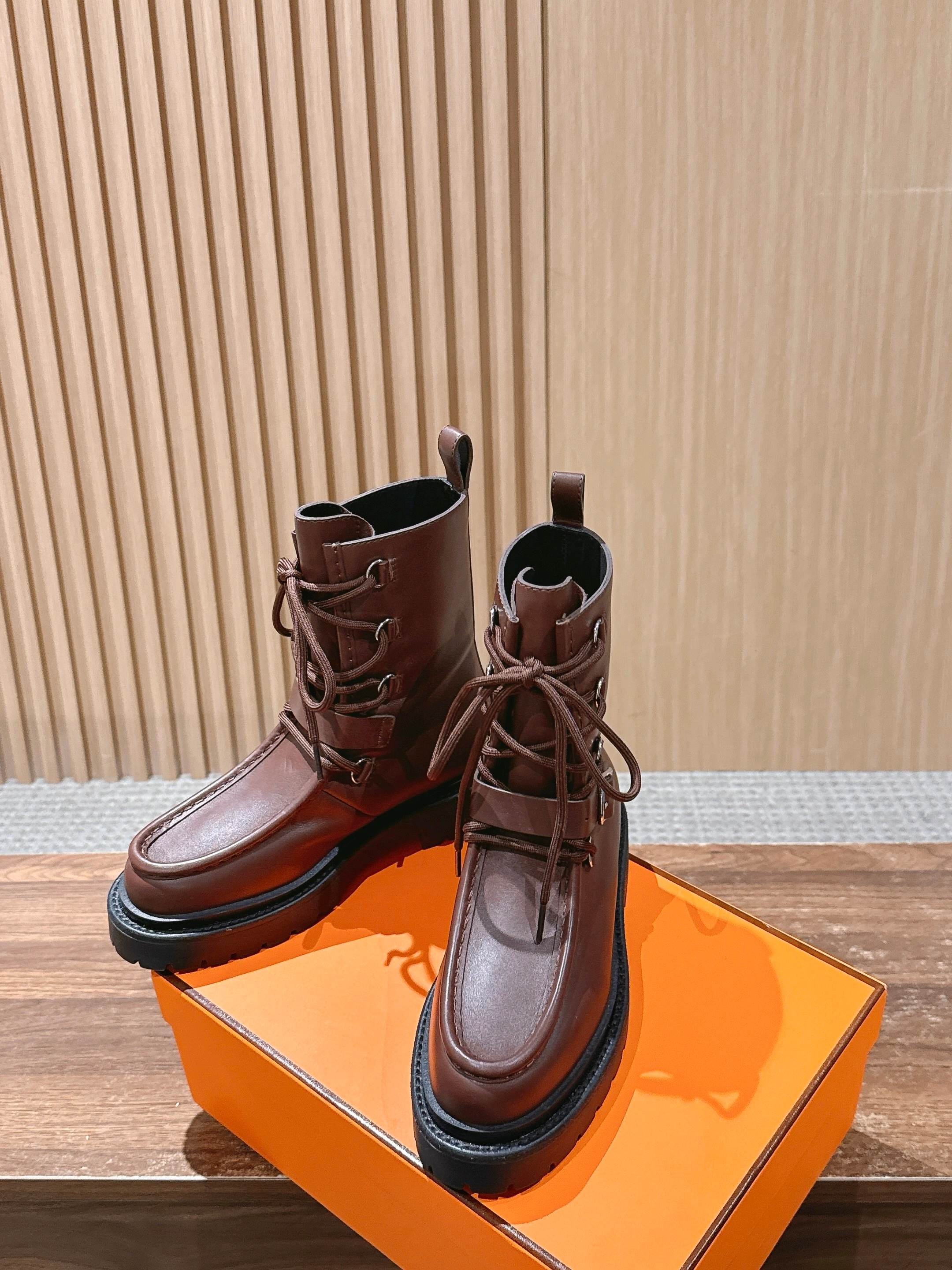 HM 25 Boots Chocolate Brown Black Calfskin 512537