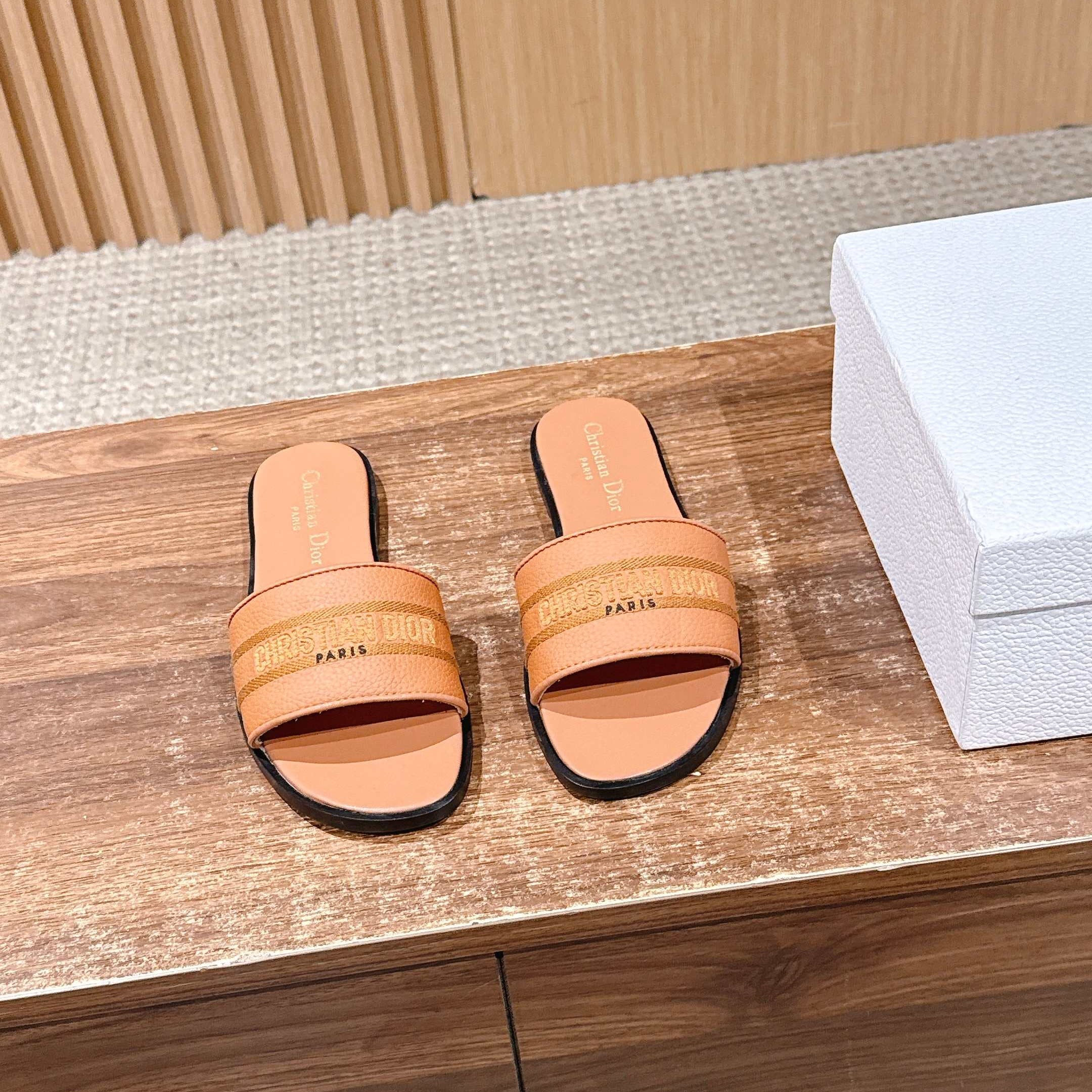 CD 26 Embroidered Slippers Camel Brown Cowhide 610277