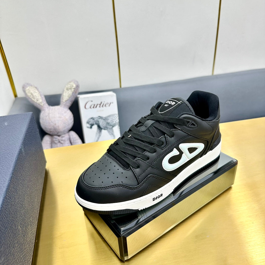 CD B57 Low-Top Sneaker In Black Calfskin 993837