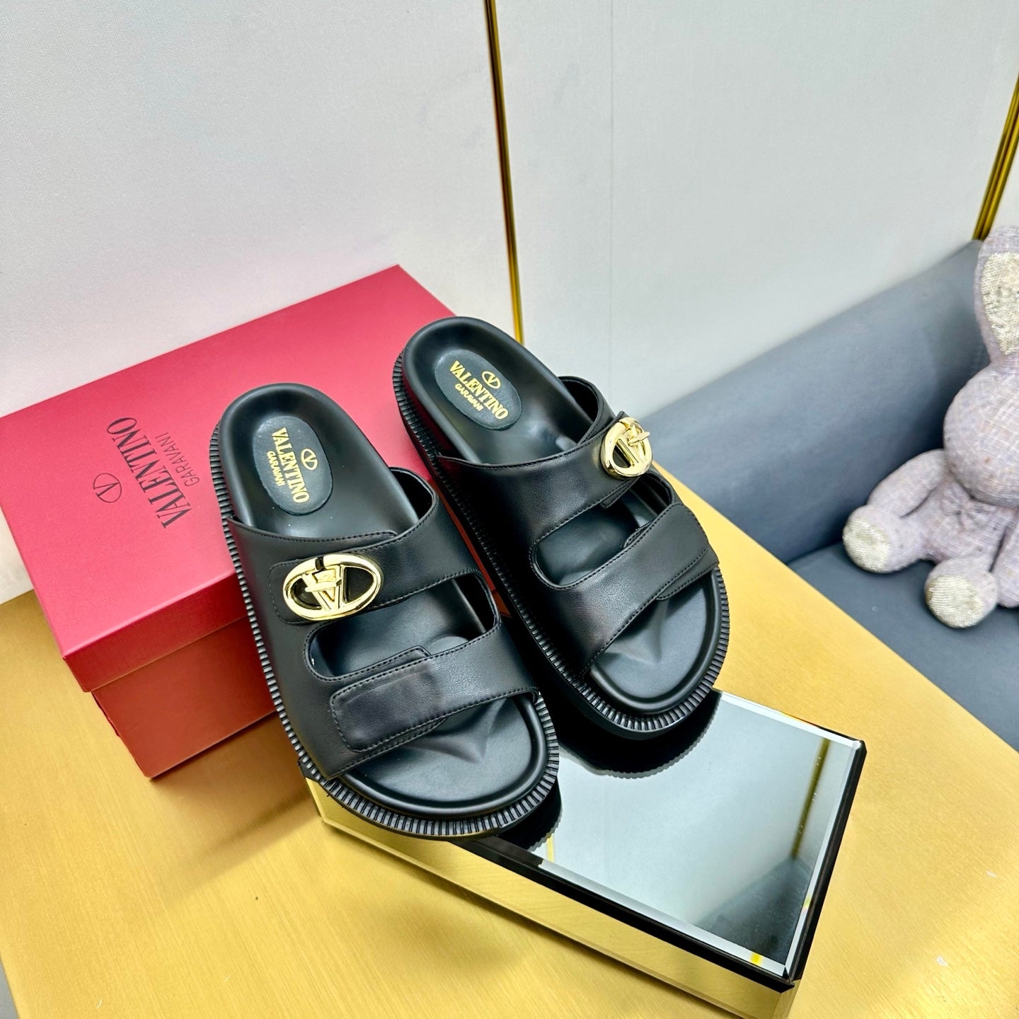 VT 25 Platform Sandals Black Slippers Cowhide 332069