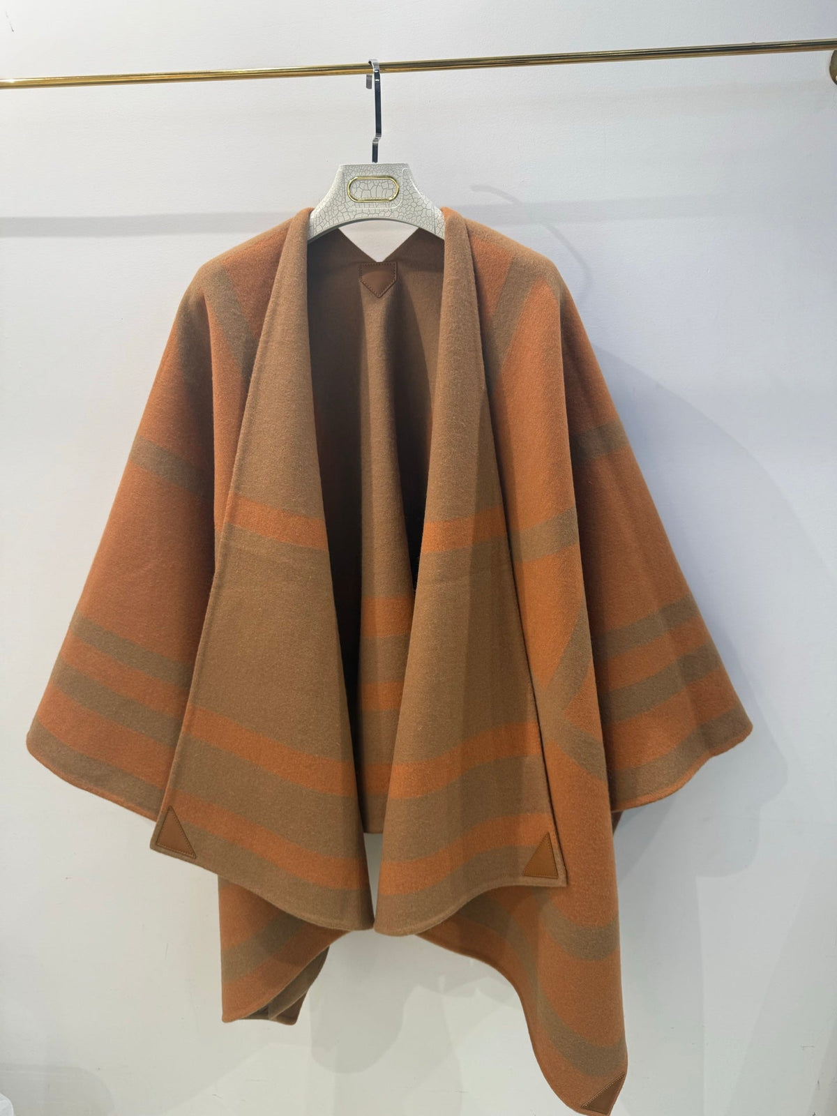 Hermès 2026 Poncho Scarf 150cm Cashmere 216453