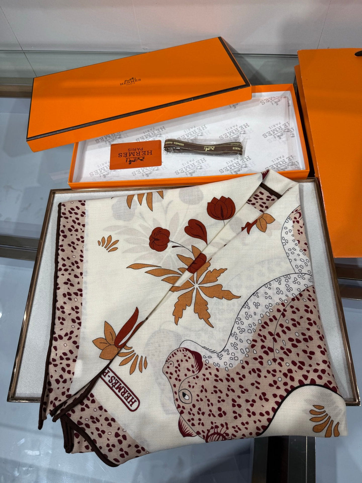 Hermès 2026 Les Leopards Scarf 140cm Cashmere Silk 216583