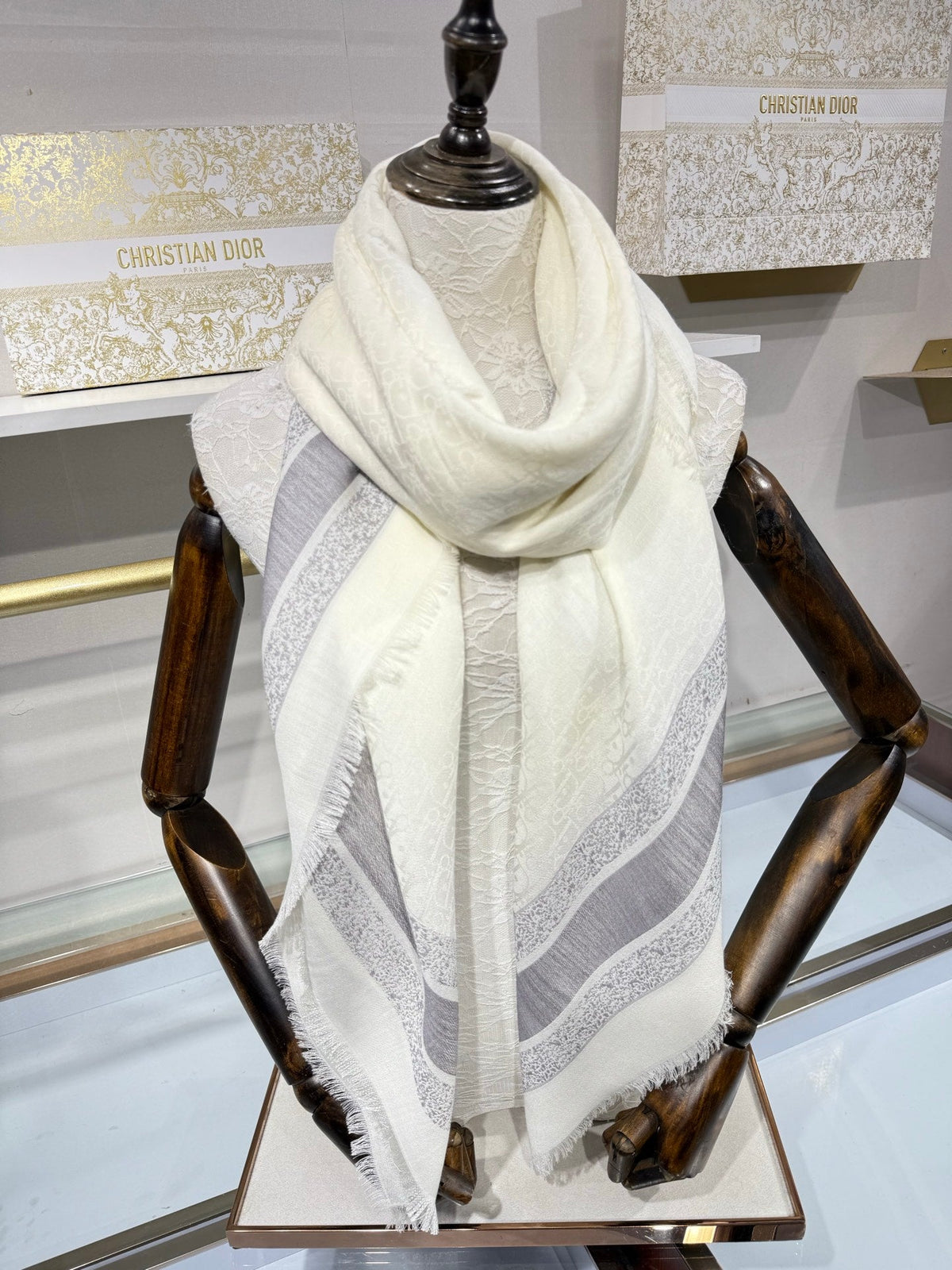Dior 2026 Oblique Scarf 140cm Cashmere And Silk 217009