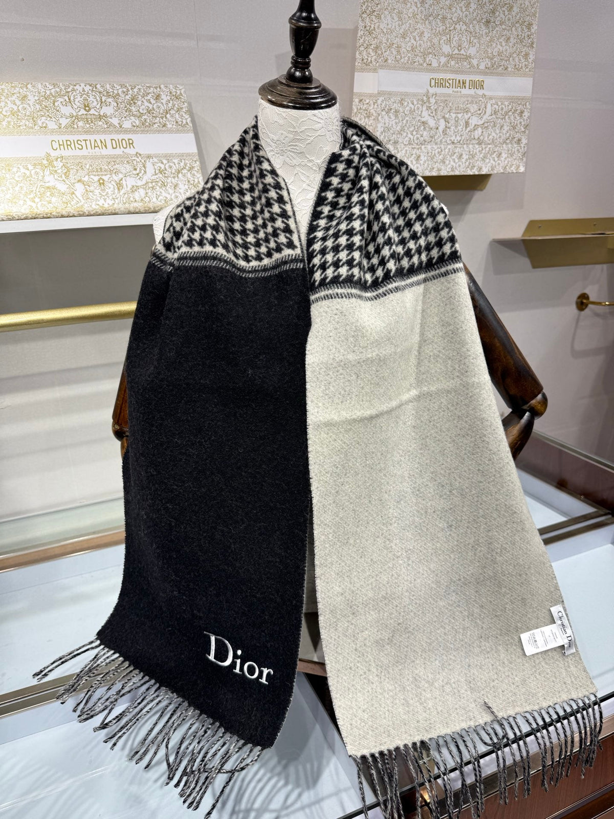 Dior 2026 Scarf 180cm Black Wool 217190