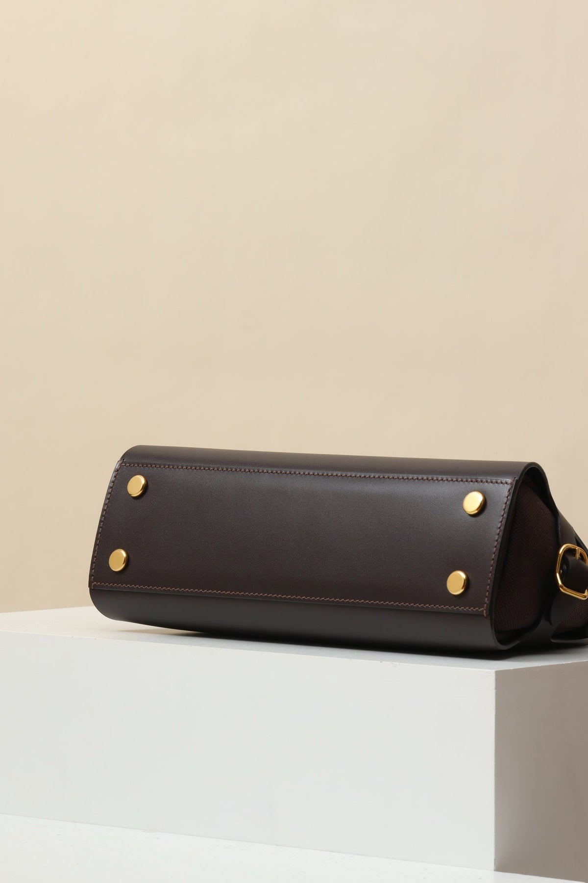 High-end Hermes 2026 Tablier Sellier Bag 26cm Swift Calfskin