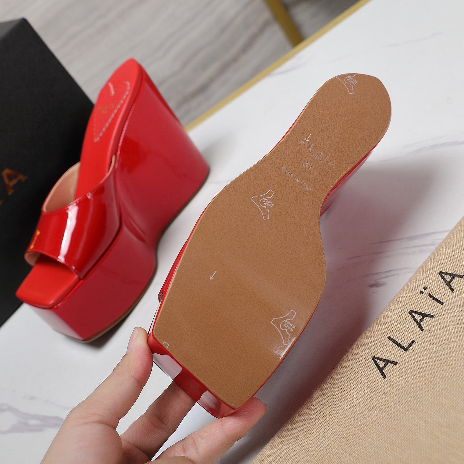 ALAIA PLATFORM WEDGE IN CHERRY RED LAMBSKIN WITH HEART EMBROIDERED