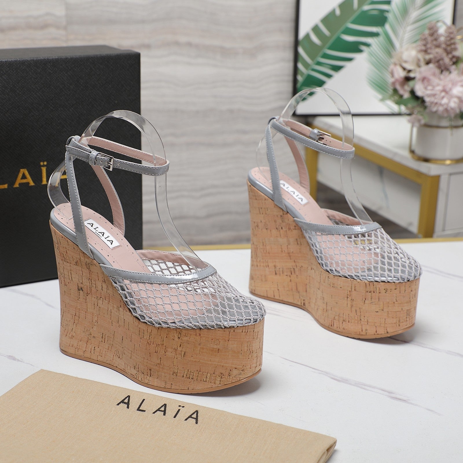 ALAIA WEDGE SANDAL IN LIGHT GREY MESH AND BEIGE RUBBER
