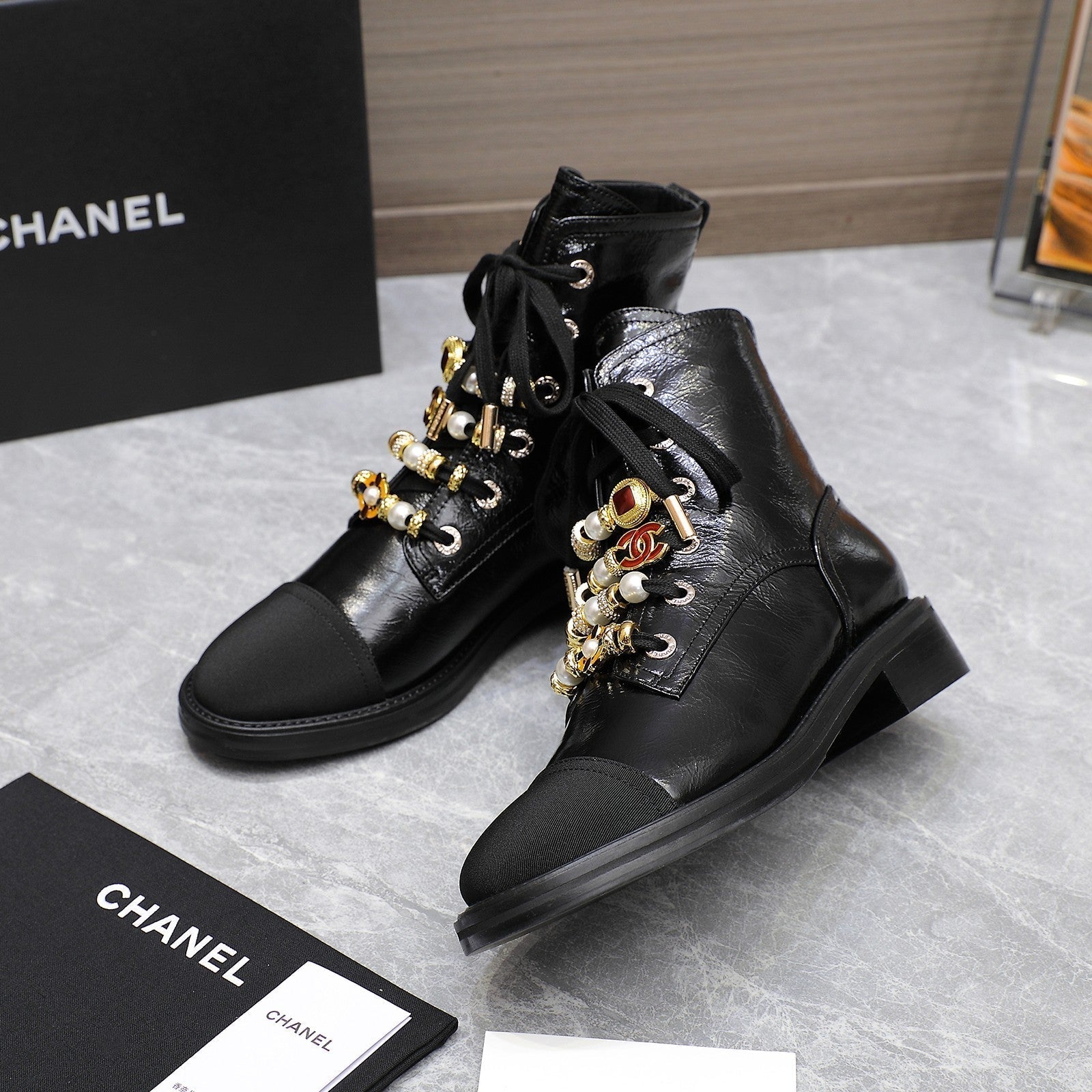 CC Ankle Boots 30mm Black Wrinkled Cowhide