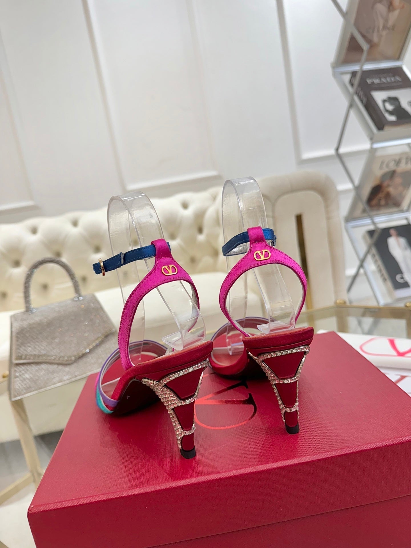 VT 25 Ladycrush Sandals Red Sheepskin 342088