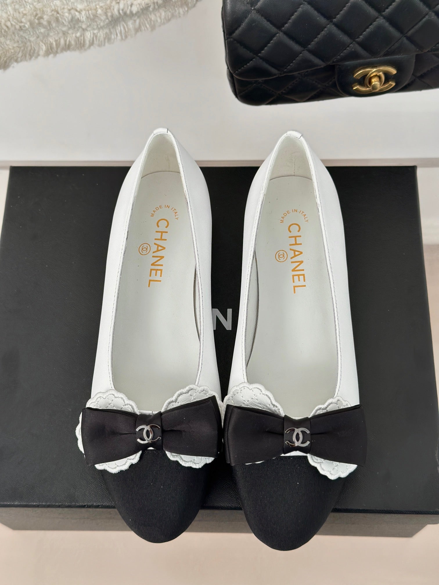 CC Ballet Flats White With Bow Lambskin