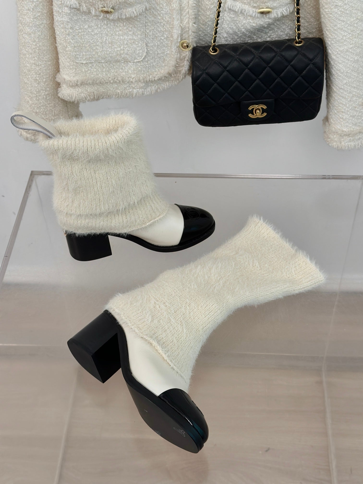 CC Short Boots 60mm White Cowhide And Wool Yarn