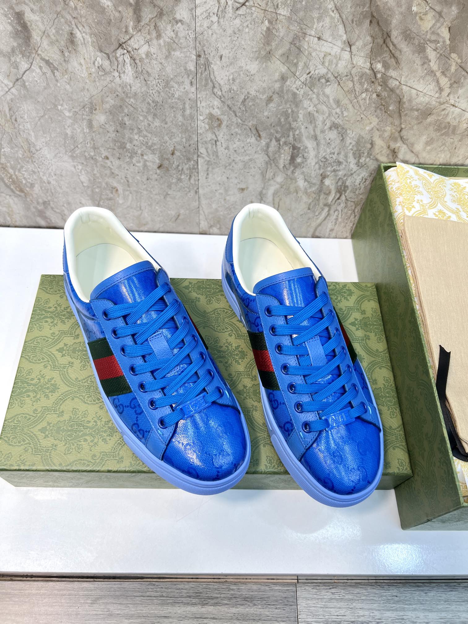 GG Men's ACE Sneaker Blue Calfskin 525957