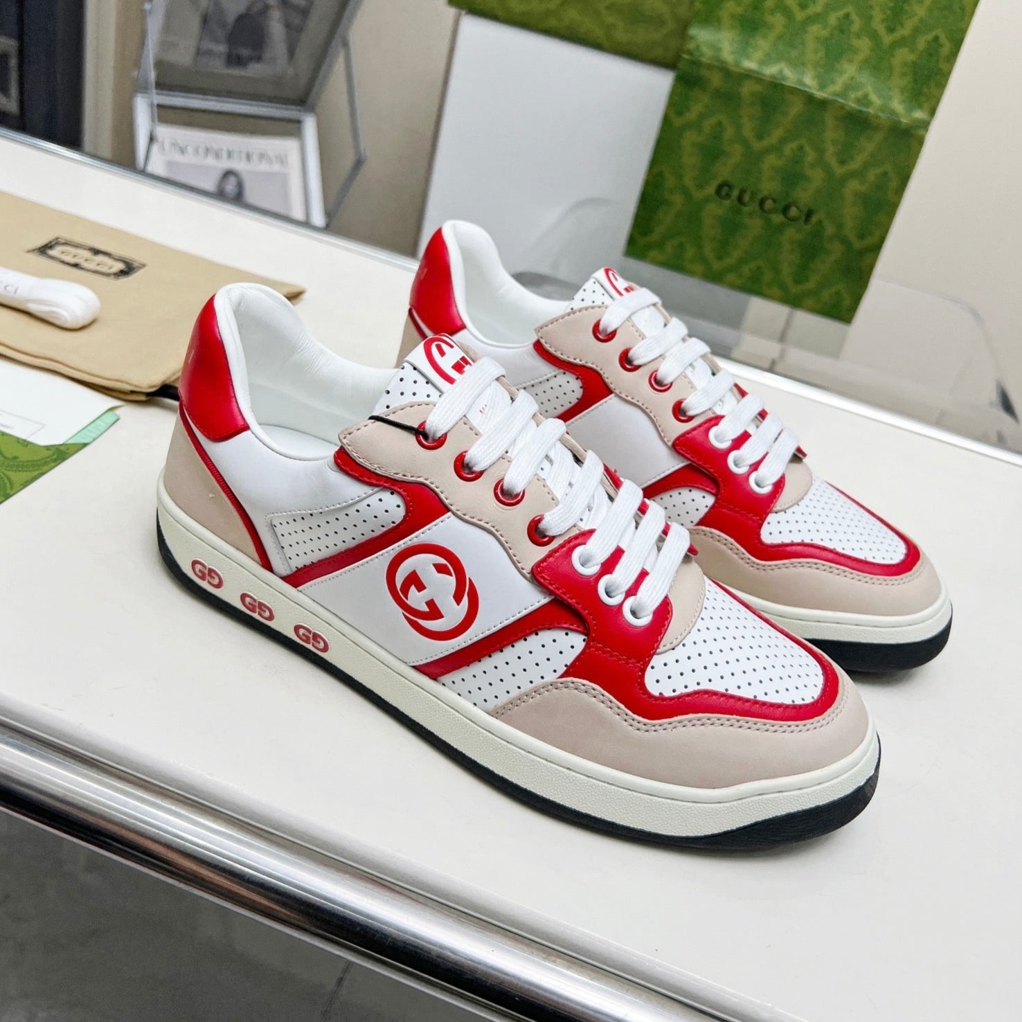 GG Men's Mac80 Sneaker White Red Cowhide 539525