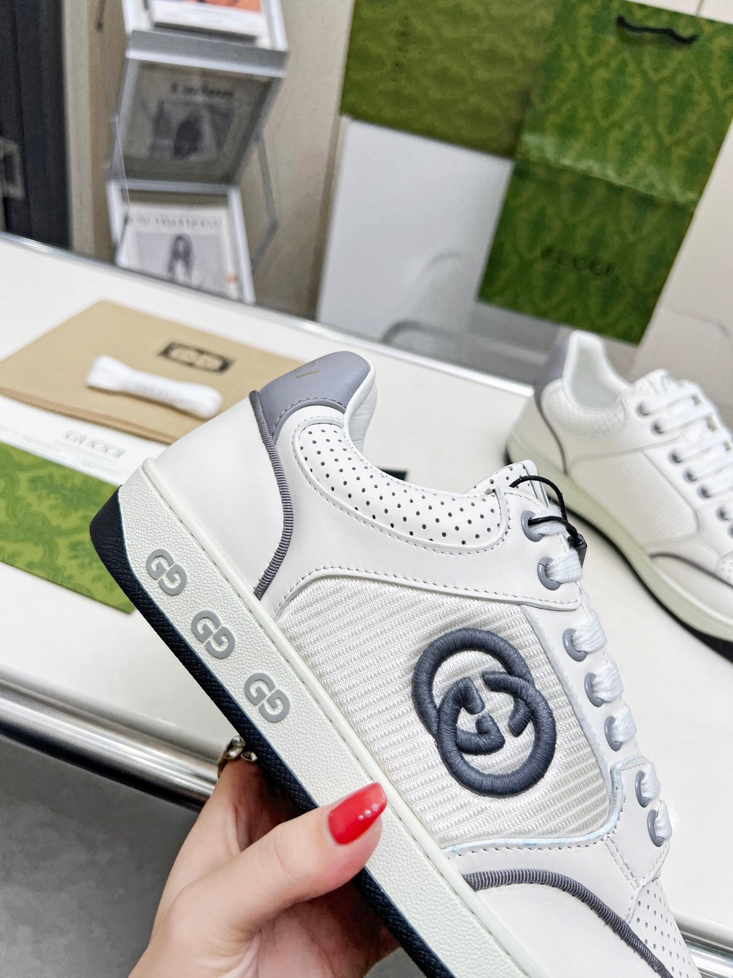 GG Men's MAC80 Sneaker White Grey Cowhide 539527