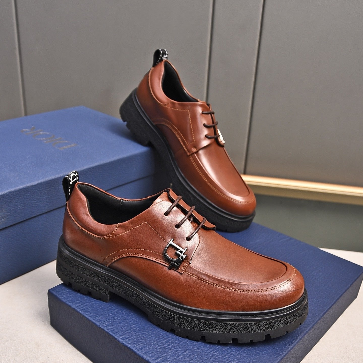 CD EXPLORER LACE-UP LOAFER BRICK CALFSKIN