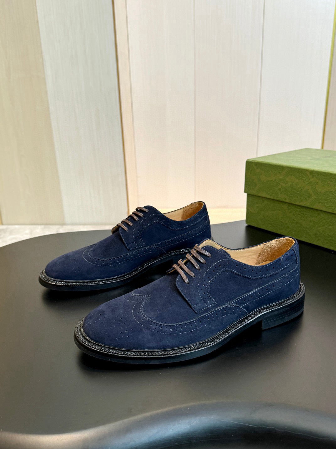 GG Men's Dress Shoe Blue Suede 559323