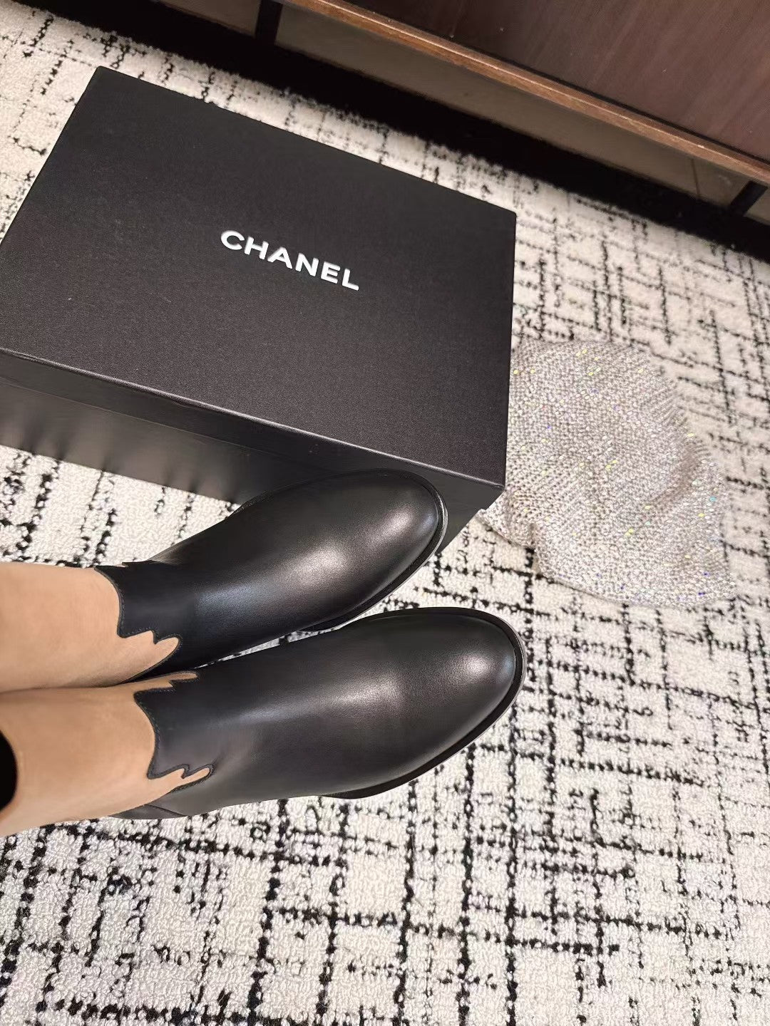 Chanel 25A Winter New Low Boots Black Beige Cowhide 393515