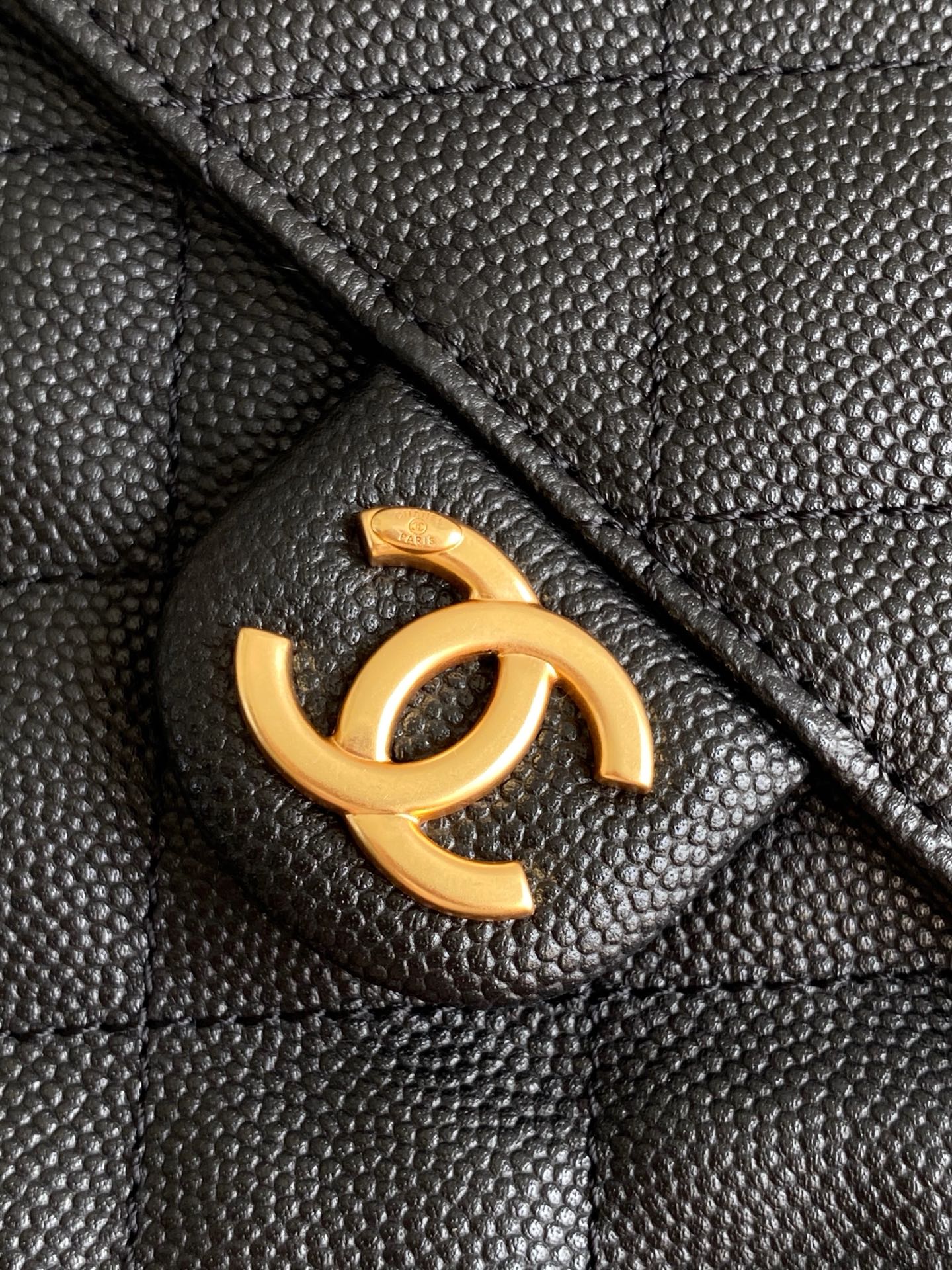CC 25C Hobo Bags 40cm Black Grained Calfskin