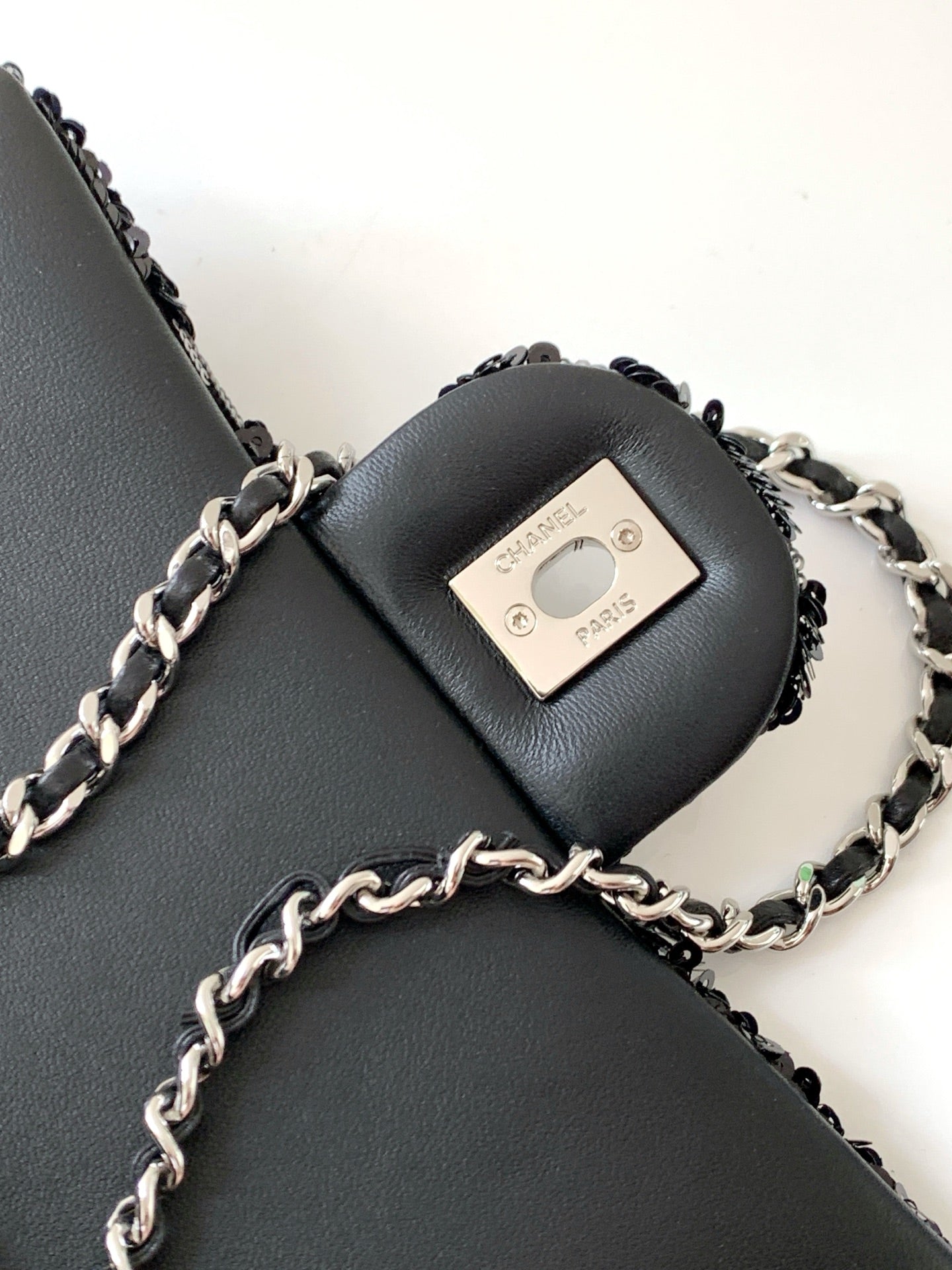 CC 2025 Flap Bag Black Sequin 298204