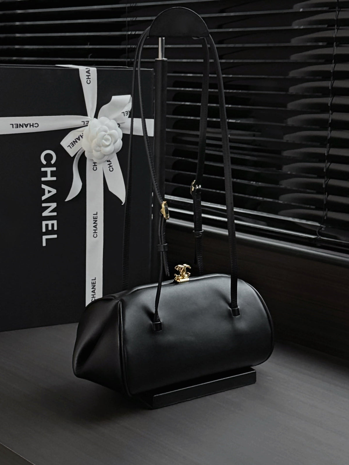 Chanel 2026 Clutch With Strap 28cm Multicolors Leather