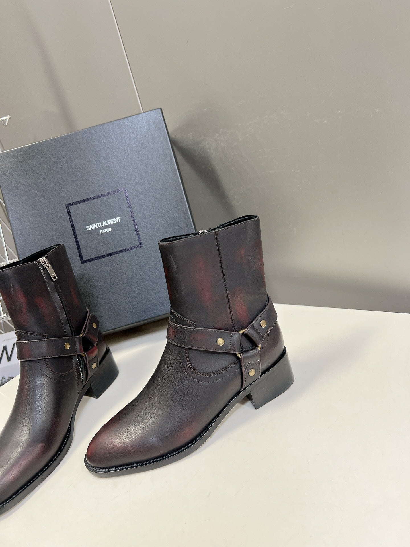 SL HARNESS BOOTS BLACK AND GARNET CALFSKIN