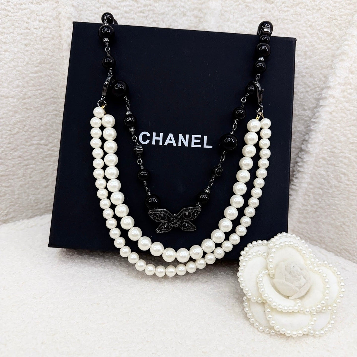 Chanel 2026 Hand-Woven Pearl Waist Chain Black 218095
