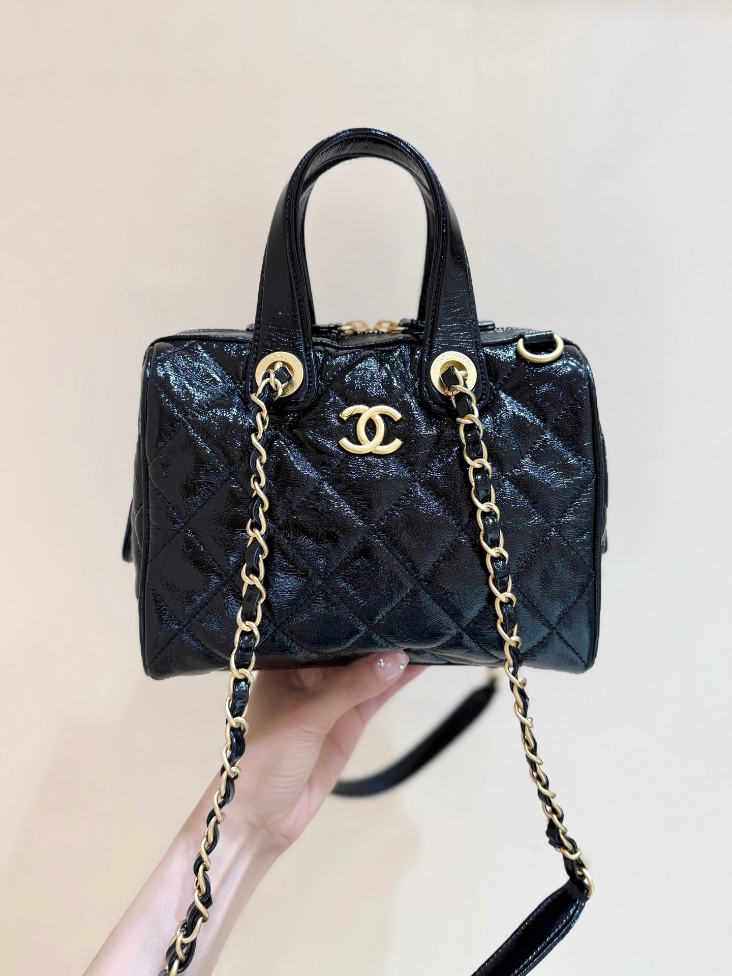 CC 25s Maxi Bowling Bag 21 Black Patent Crumpled Calfskin