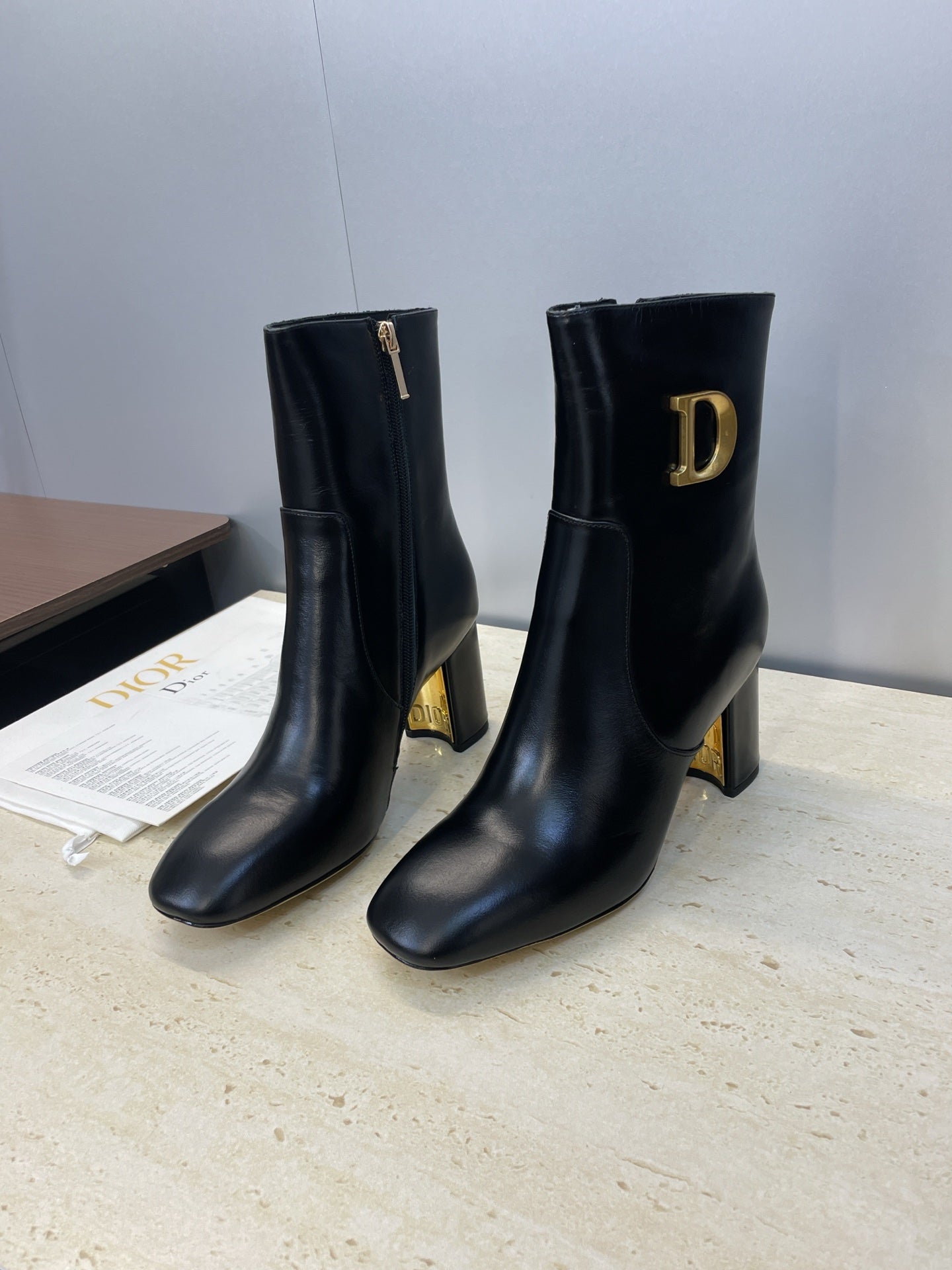 Dior 2025 Boot Black Gold Cowhide 508545