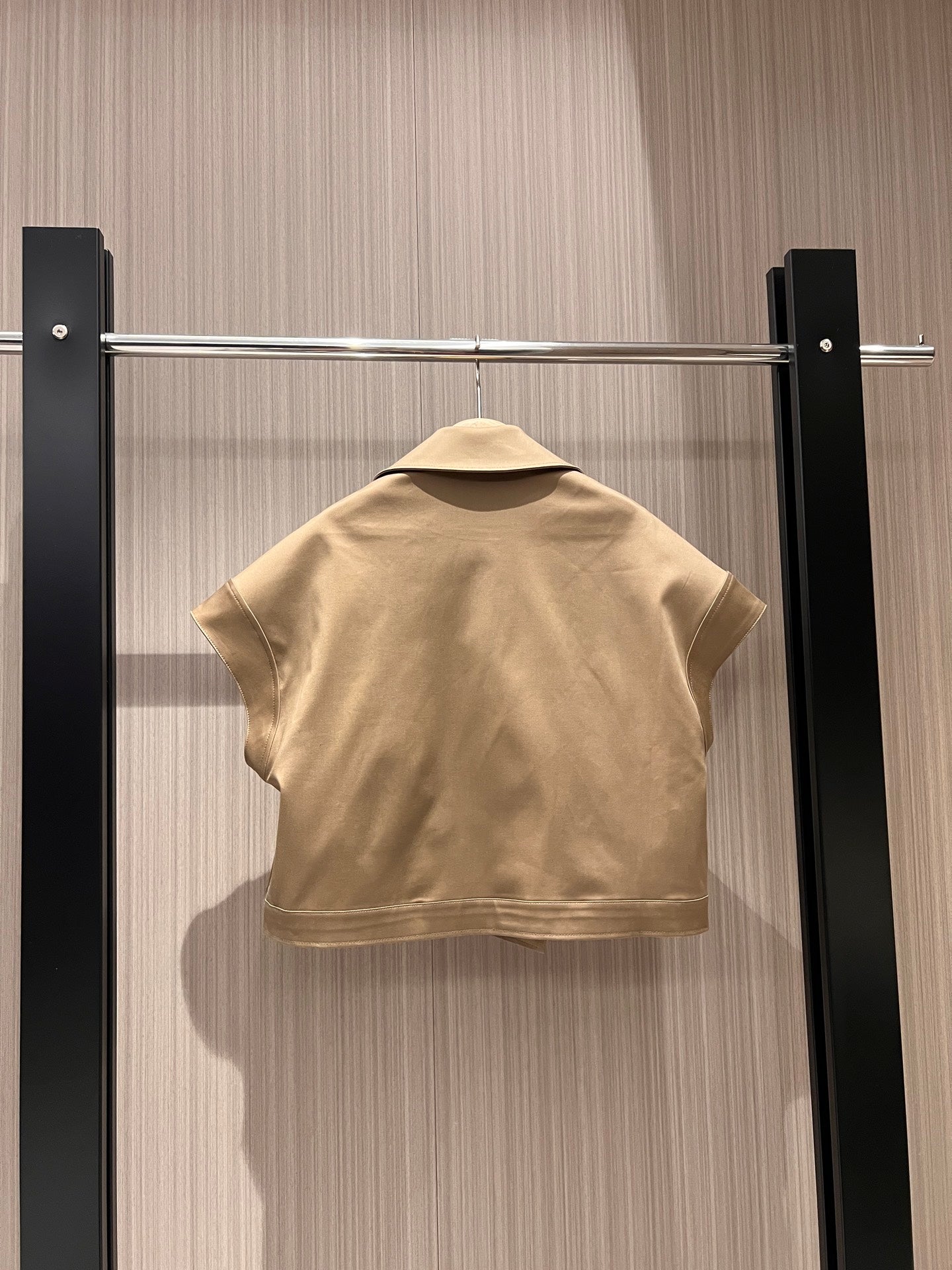 CD Shoulder Vest Jacket Beige Polyester