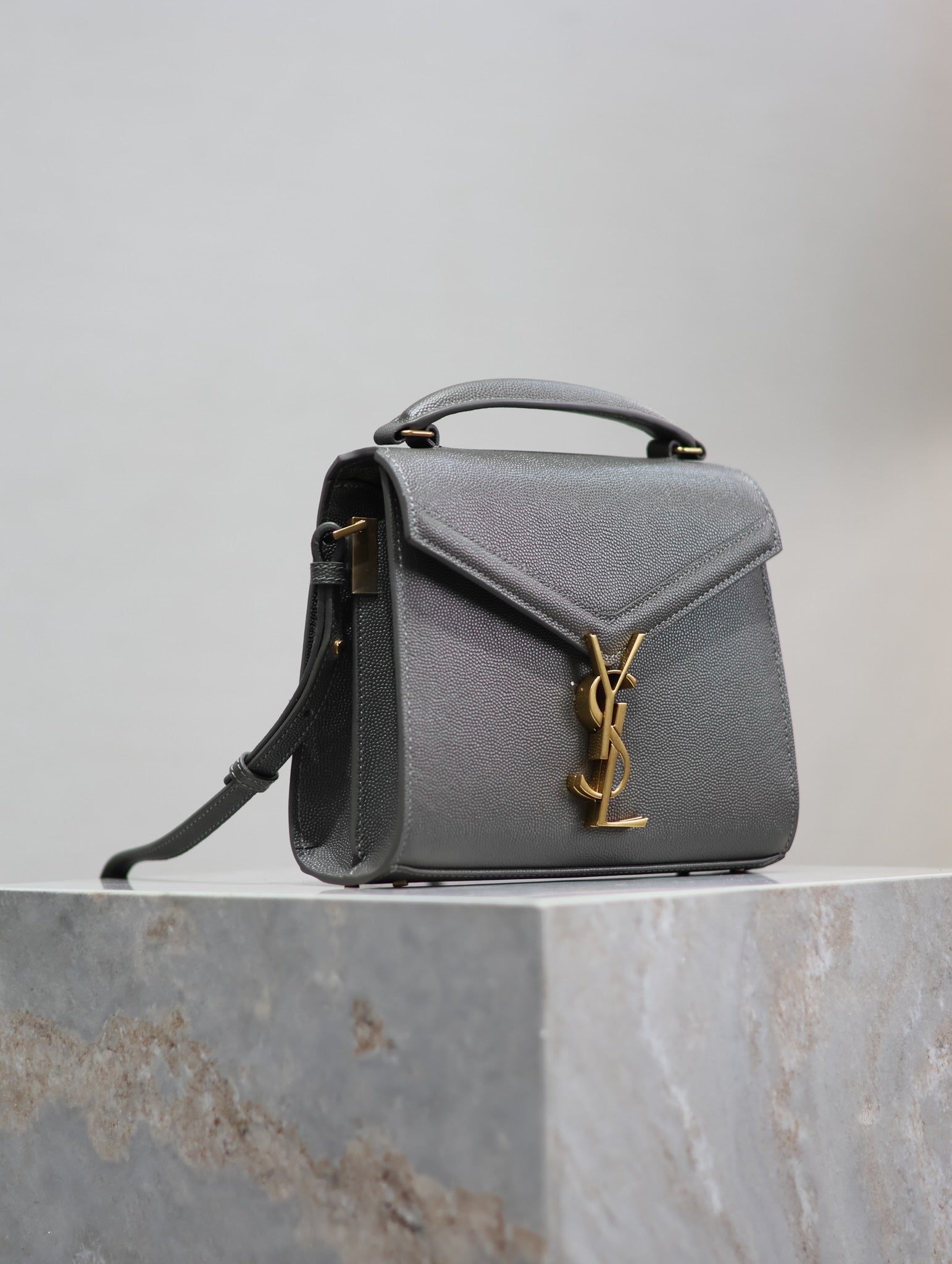 CASSANDRA MINI TOP HANDLE BAG 20 IN GRAY CALFSKIN GOLD HARDWARE
