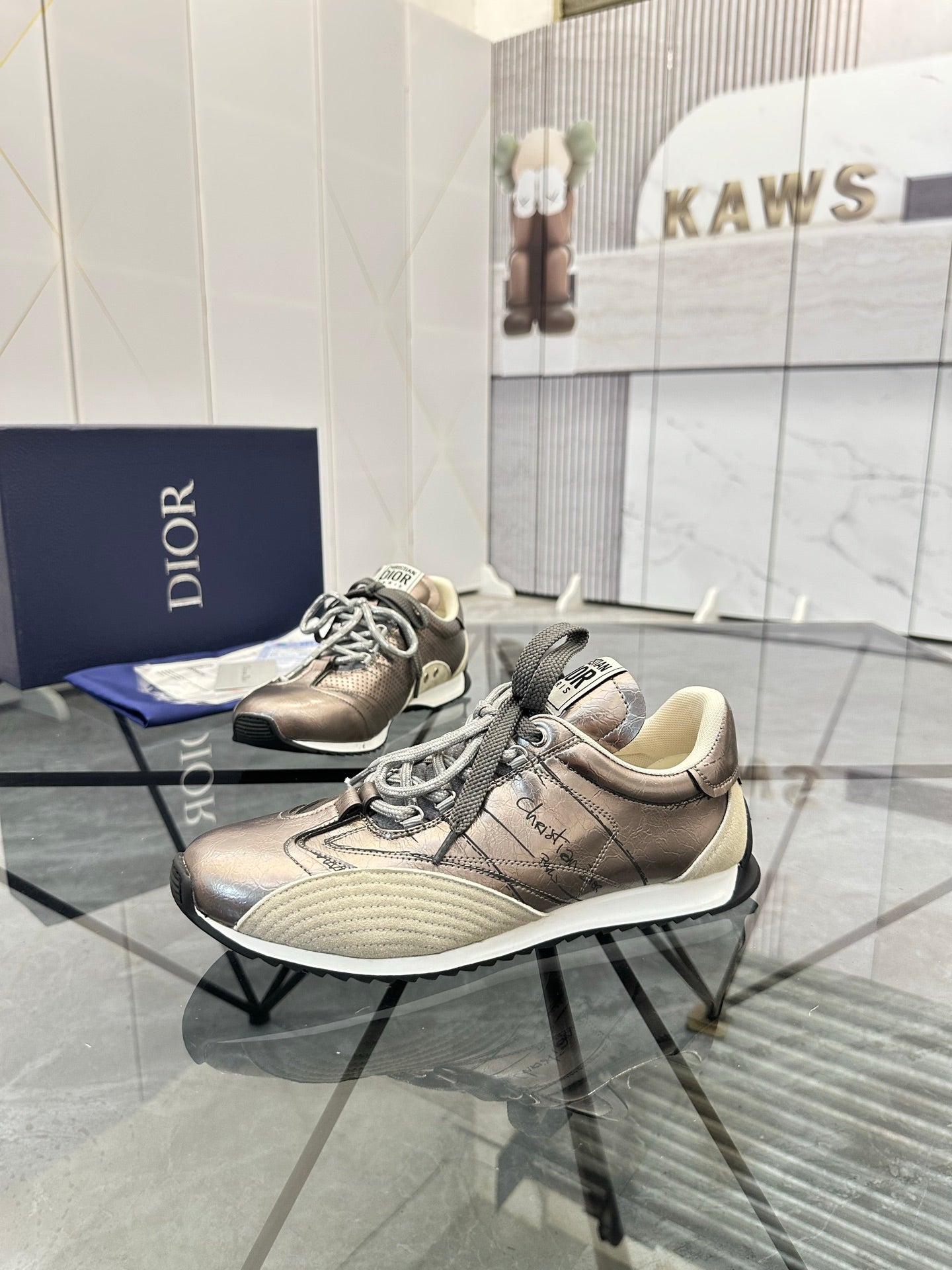 CD D-Sketch Sneaker Pink Gold Nubuck Leather 647980