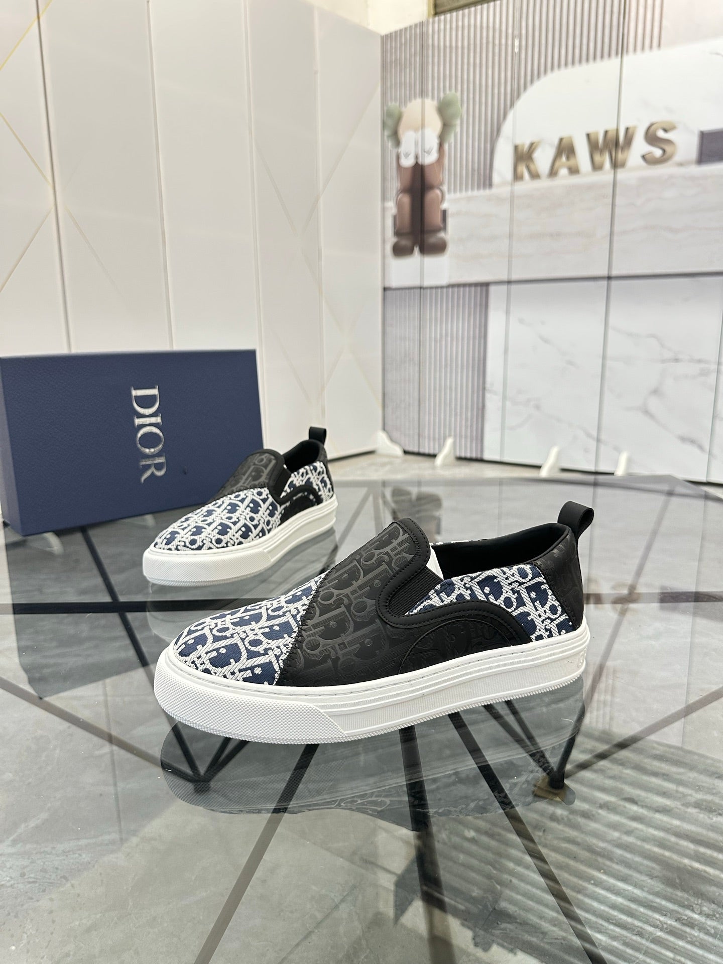 CD Slip on loafer Black Blue Cowhide Fabric 647996