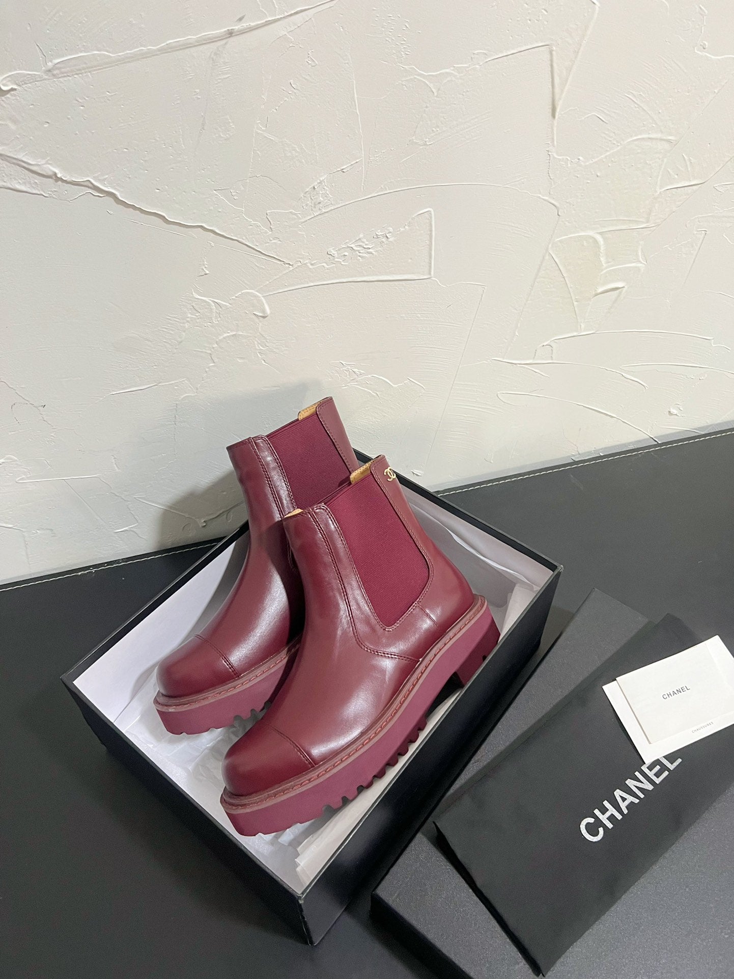 CC Chelsea Ankle Boots In Burgundy Cowhide  949681