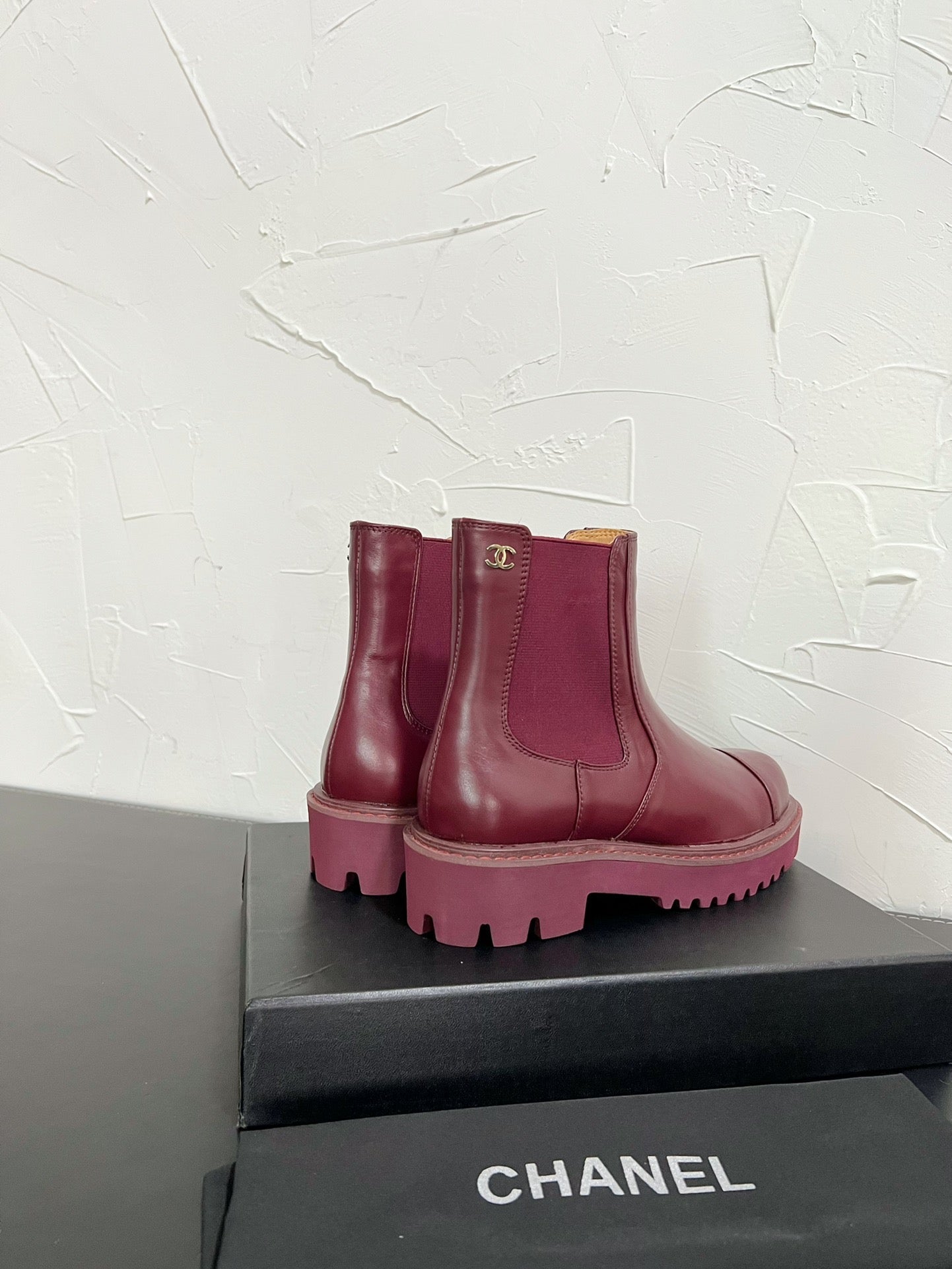 CC Chelsea Ankle Boots In Burgundy Cowhide  949681