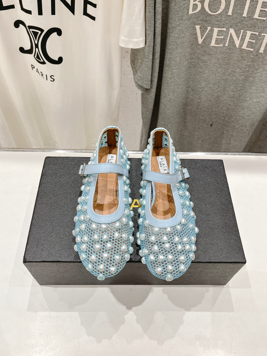 ALAIA PEARL MARY JANE SHOES IN LIGHT BLUE MESH AND CALFSKIN