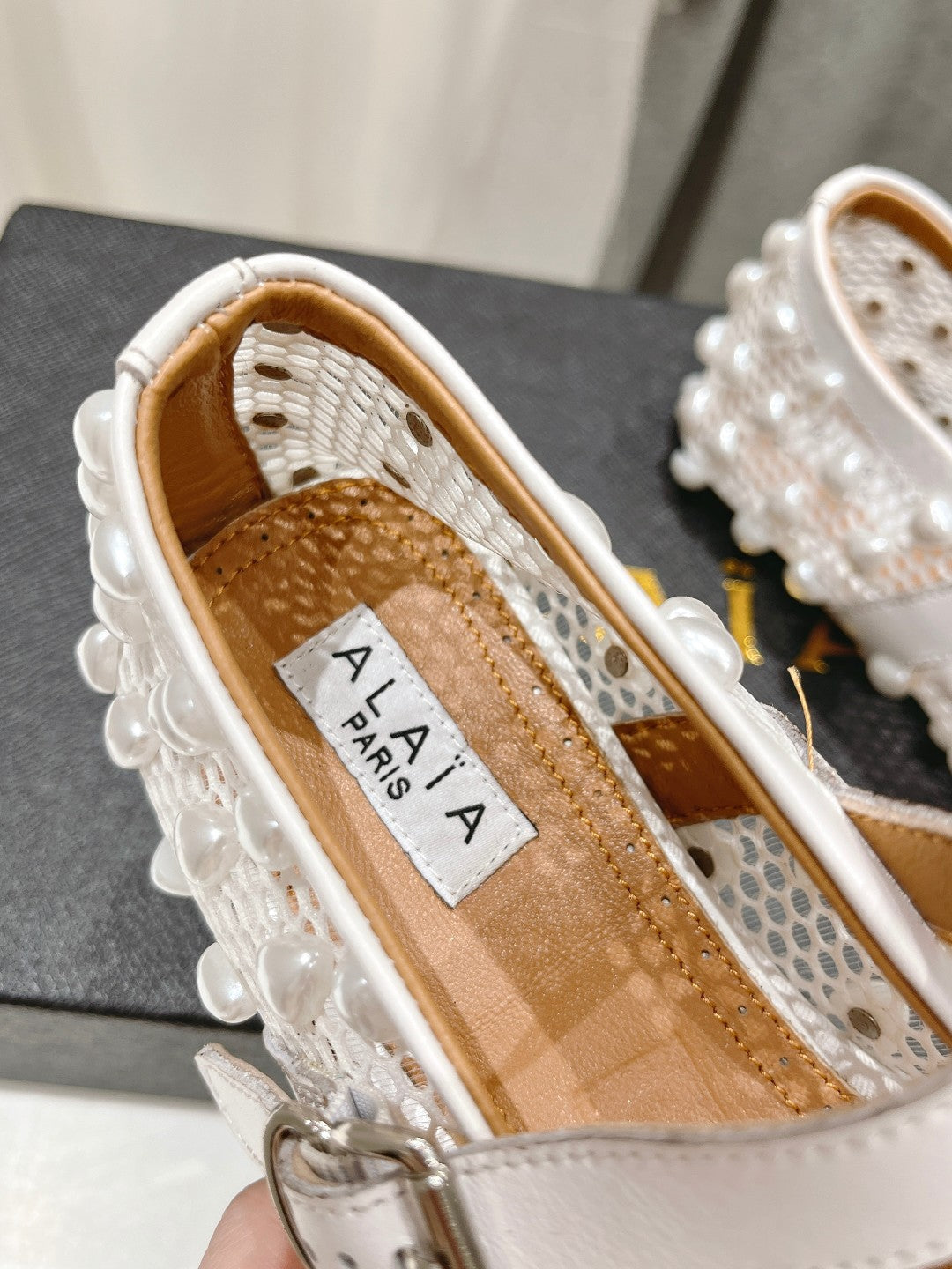 ALAIA PEARL MARY JANE SHOES IN WHITE MESH AND CALFSKIN