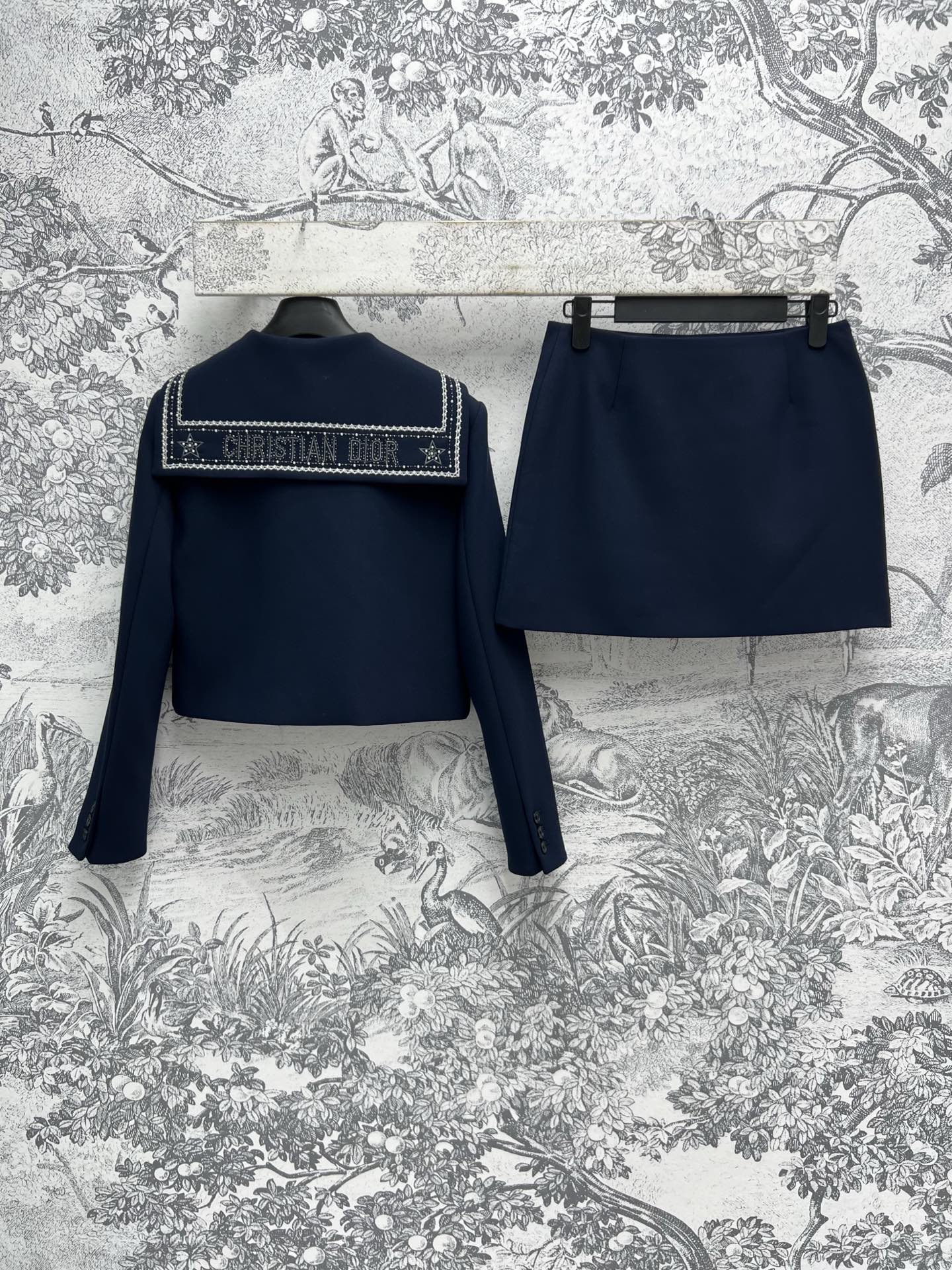 CD 25 Suit Navy Blue Polyester