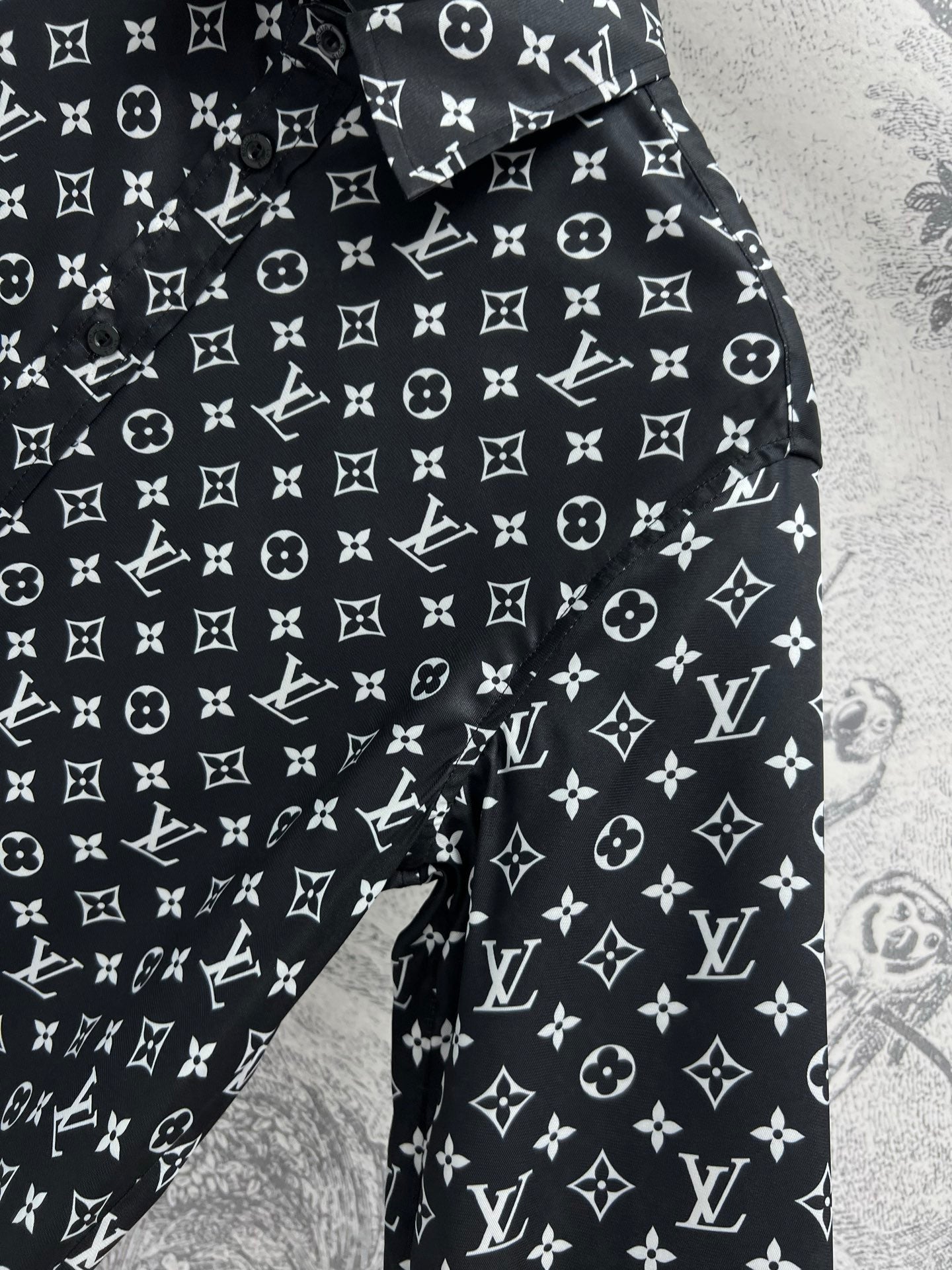 LV 25 Flower Barrage Print Lapel Shirt Black Polyester