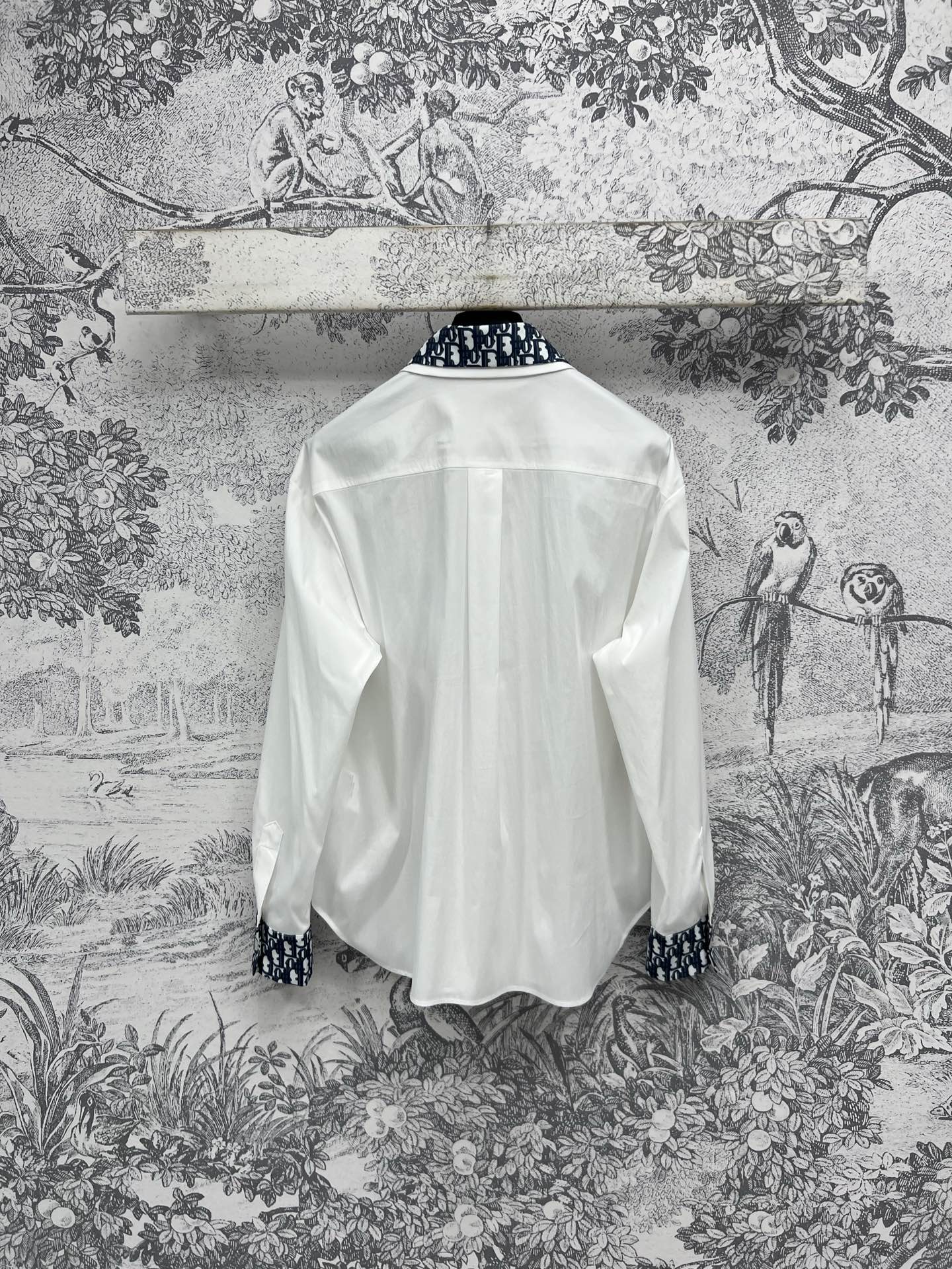 CD 25 Shirt White Blue Polyester