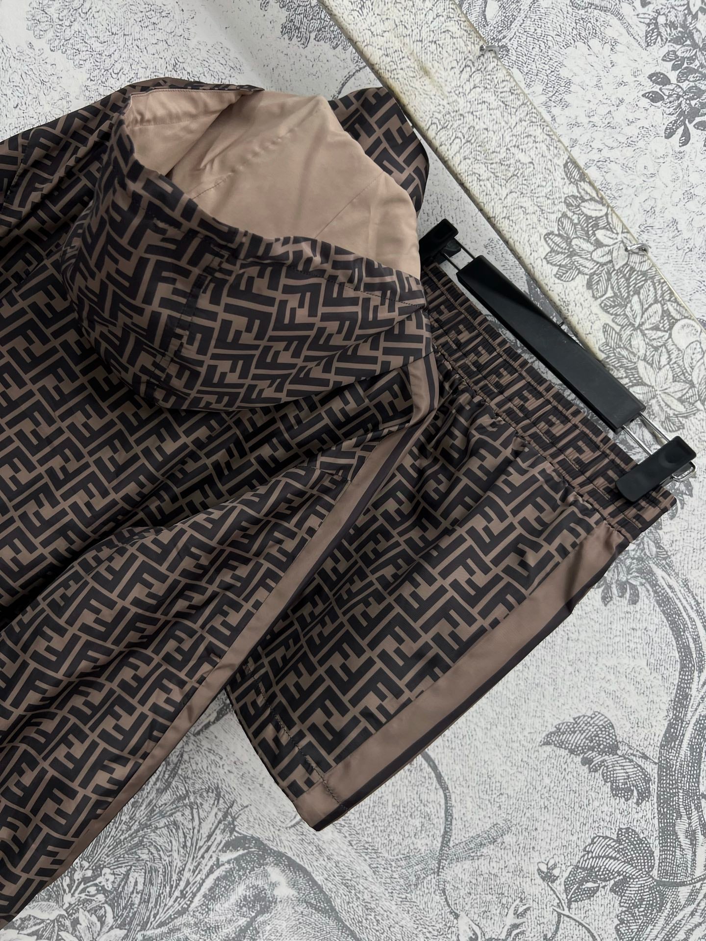 Fendi 25 Monogram Set Brown Black Polyester