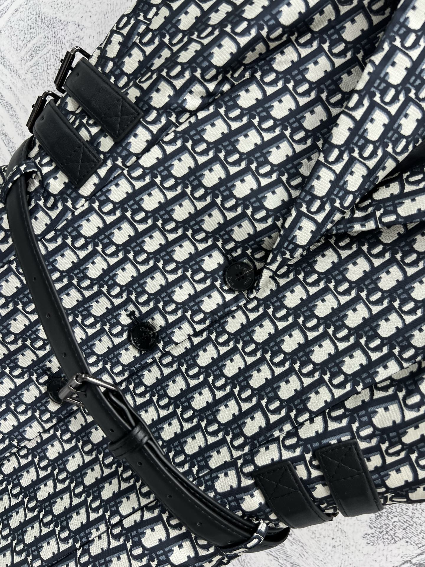 CD 25 Short-sleeved Short Top Black Polyester