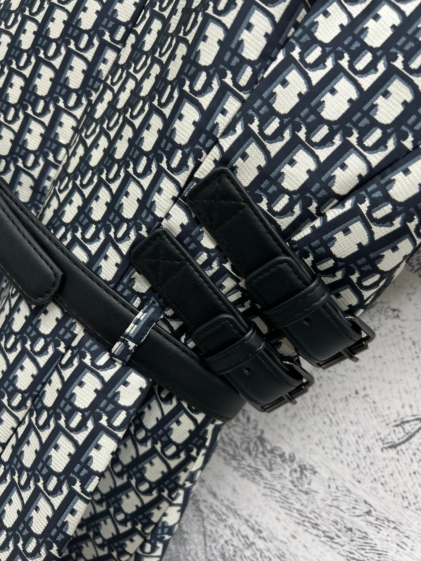 CD 25 Short-sleeved Short Top Black Polyester